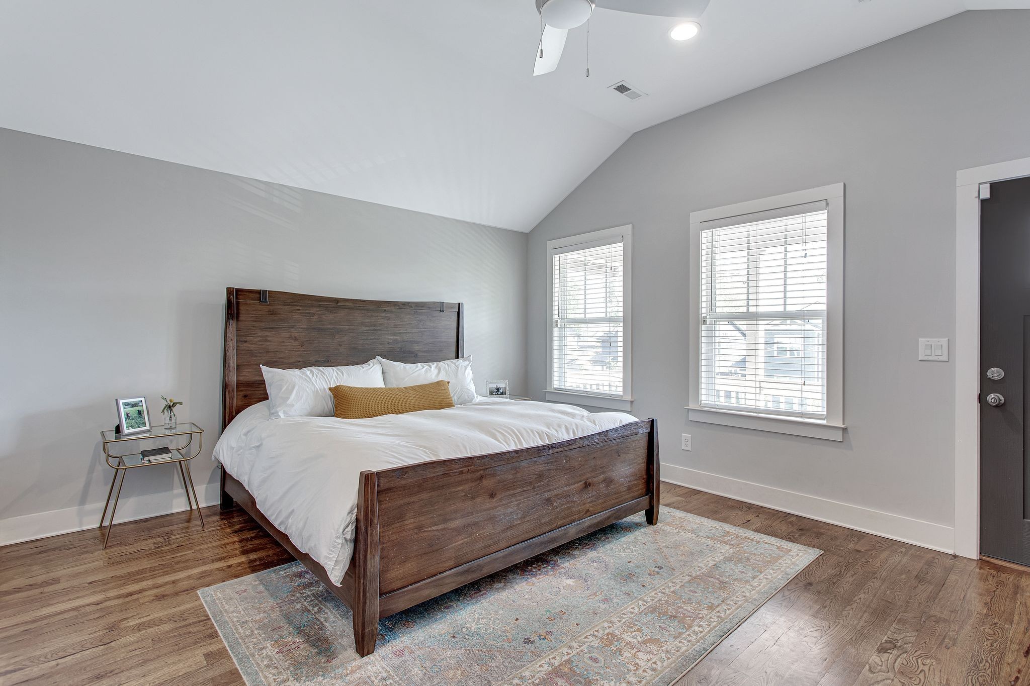 6214 California Ave Unit: A