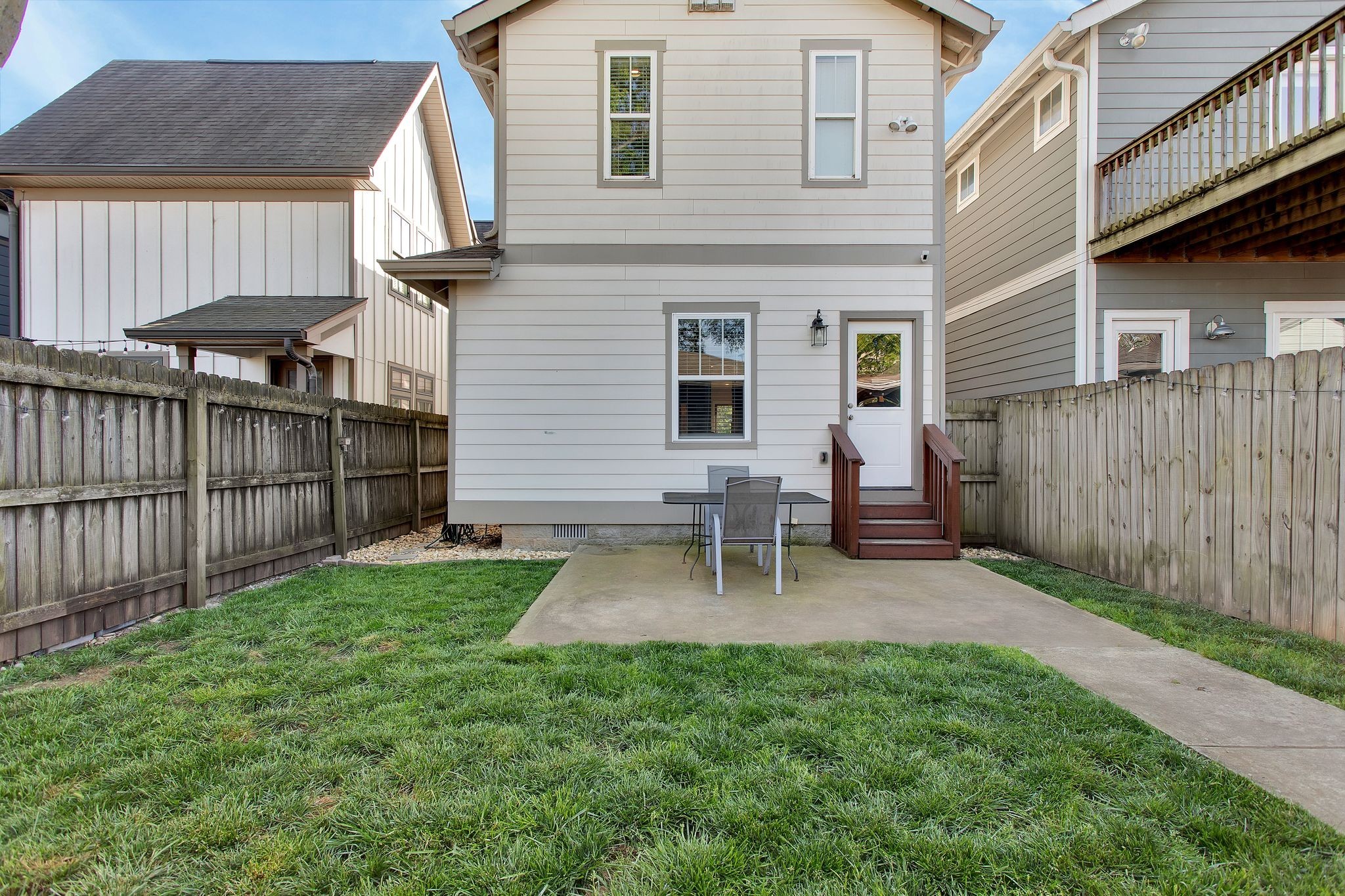 6214 California Ave Unit: A