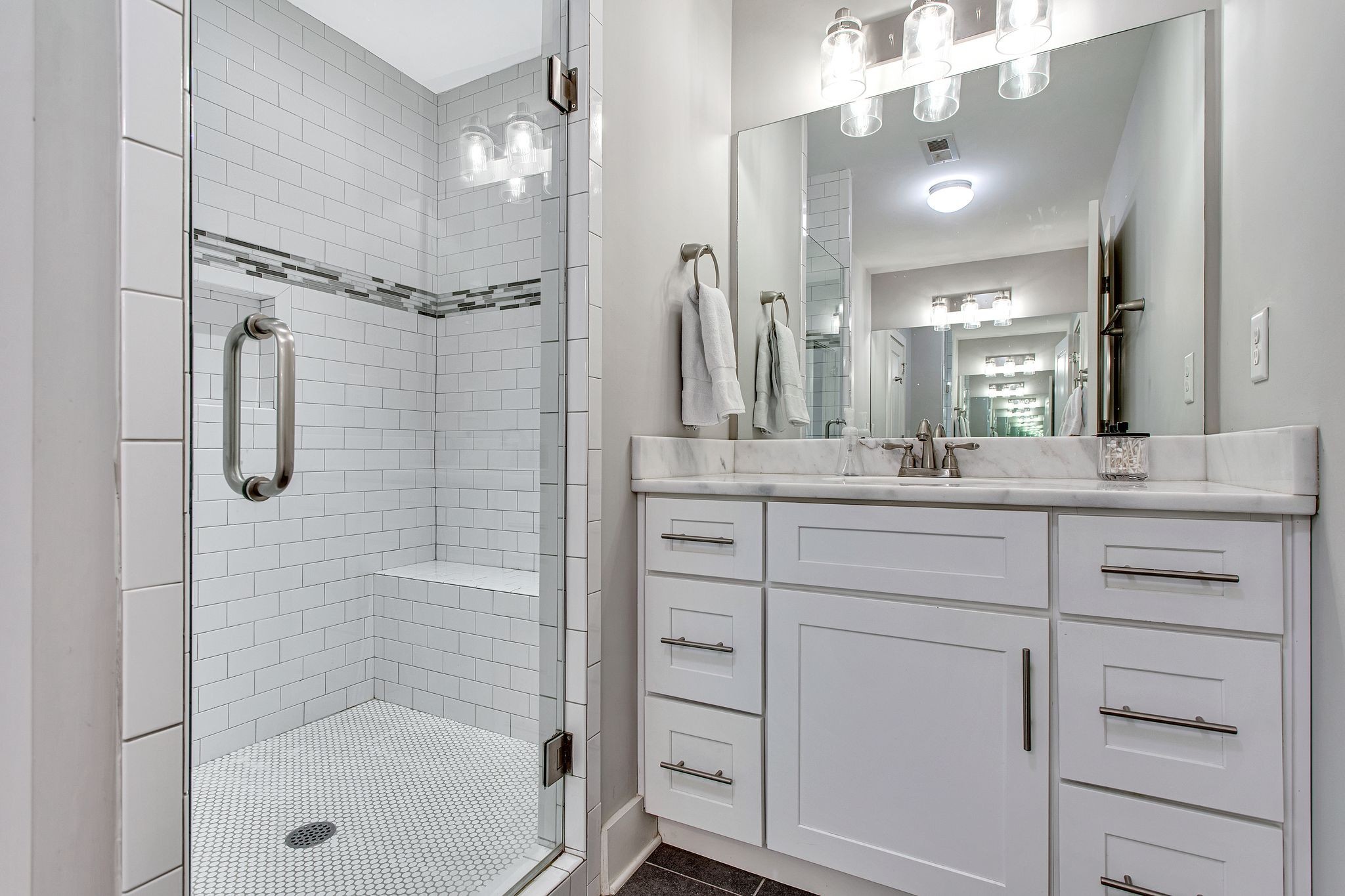 6214 California Ave Unit: A