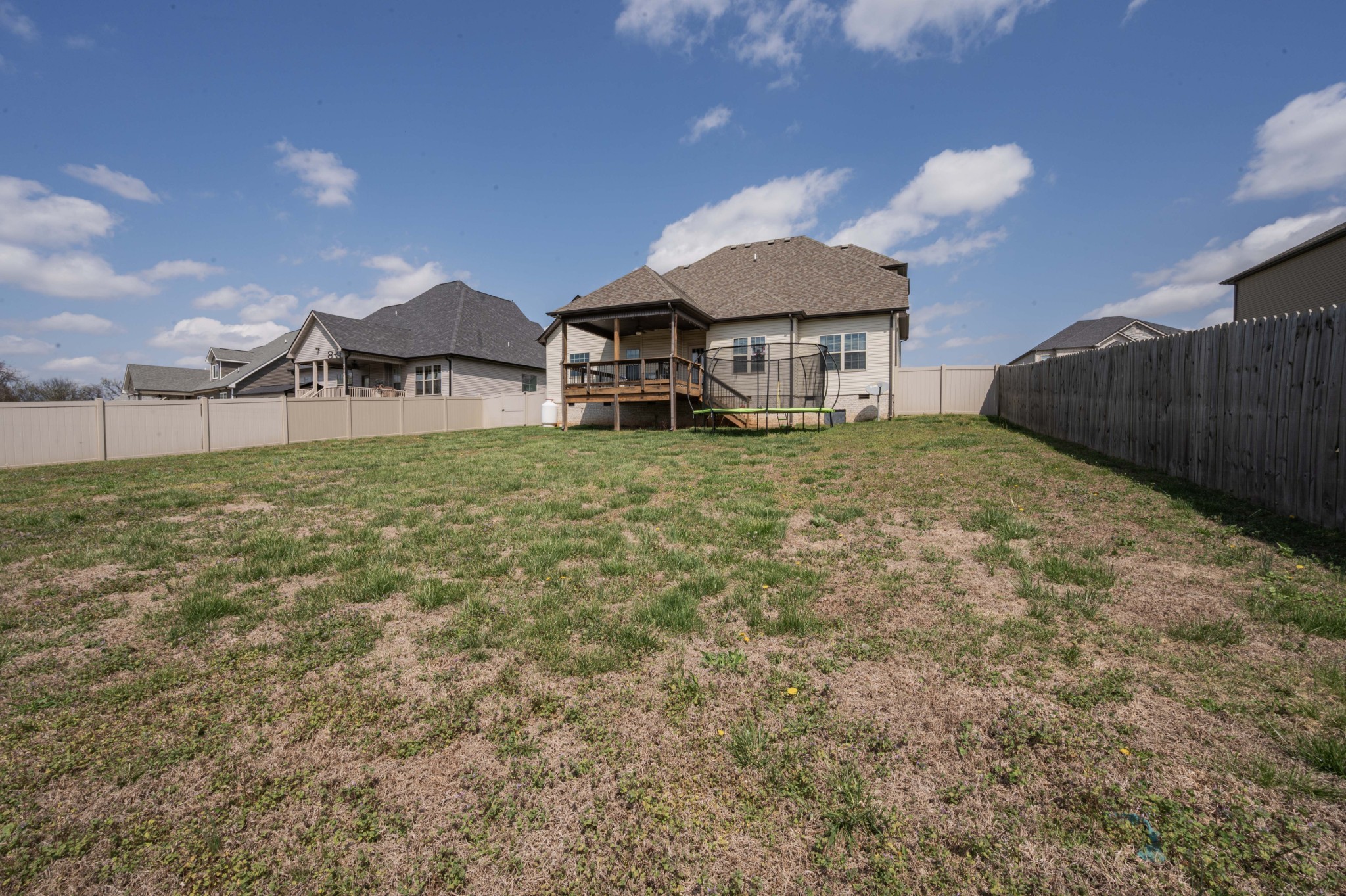 204 Bluebriar Trace