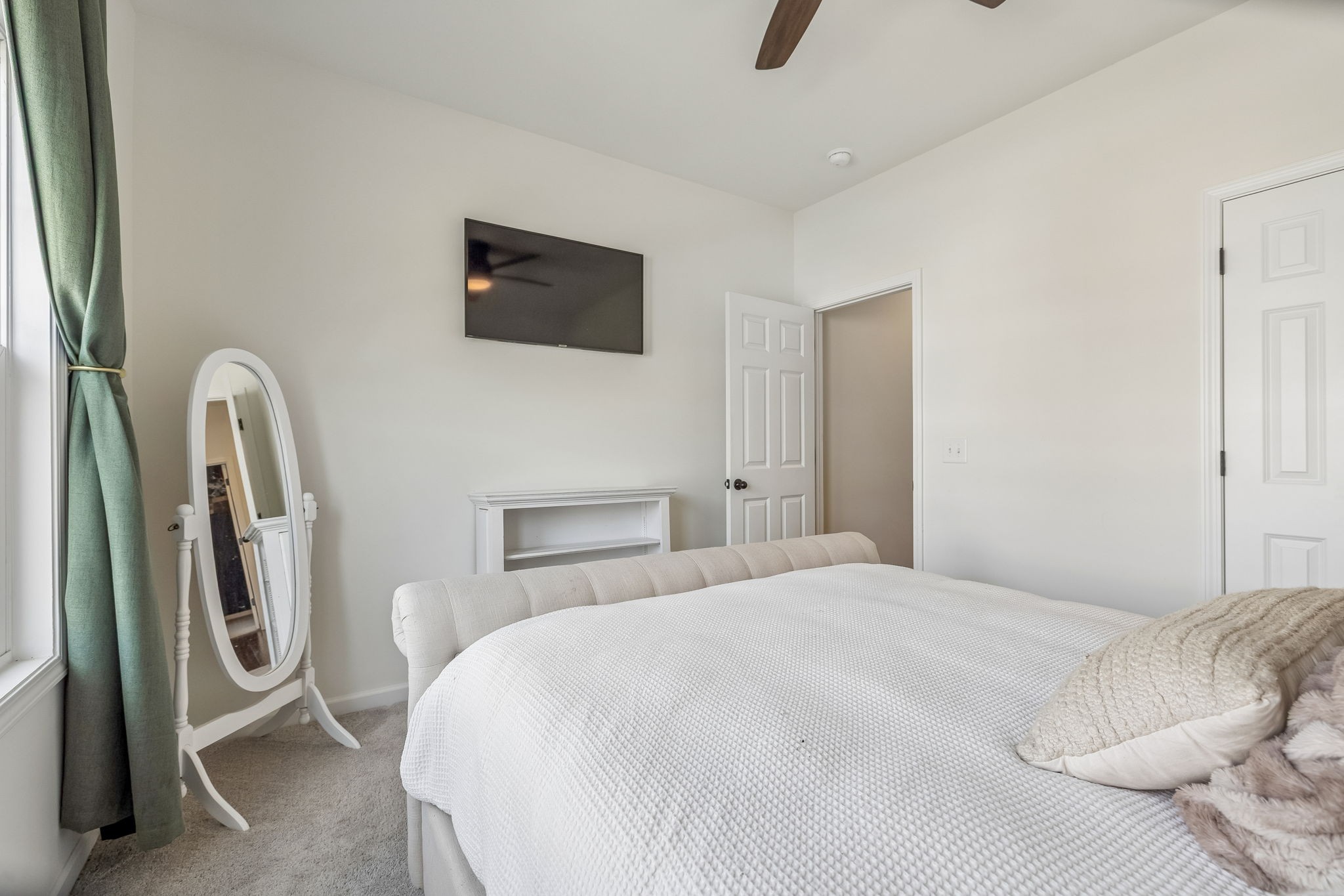 2133 Creekland View Blvd