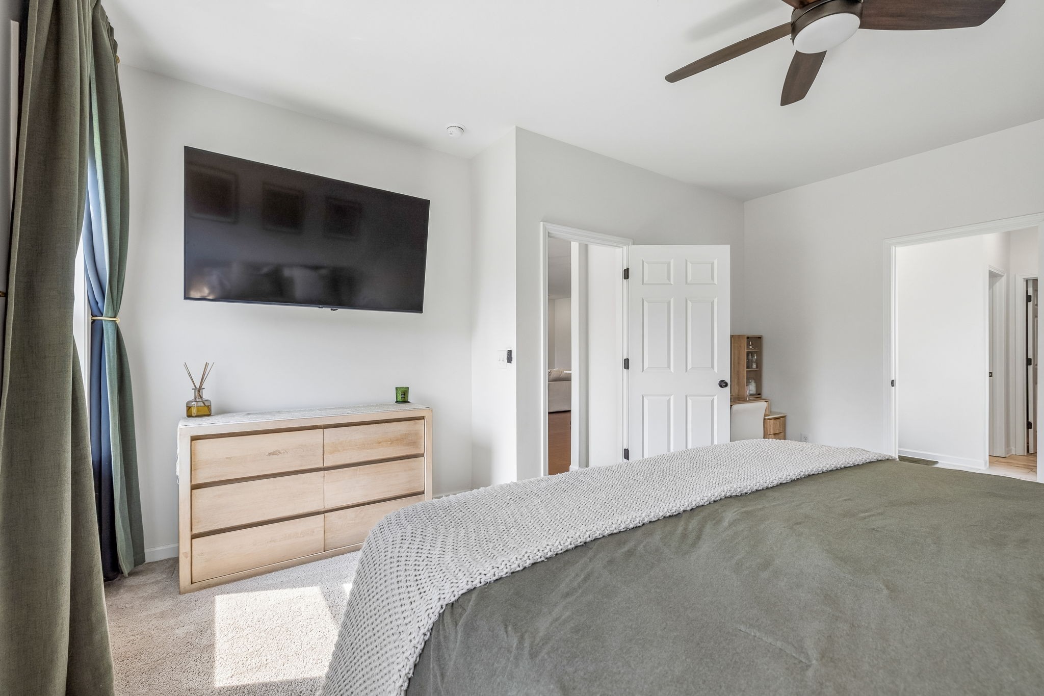 2133 Creekland View Blvd