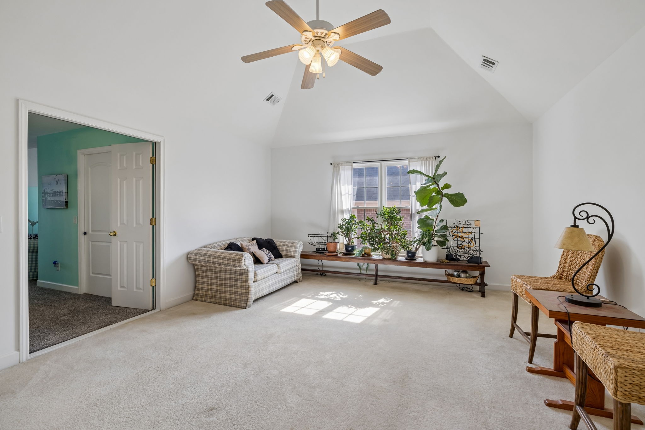 317 Dundee Dr