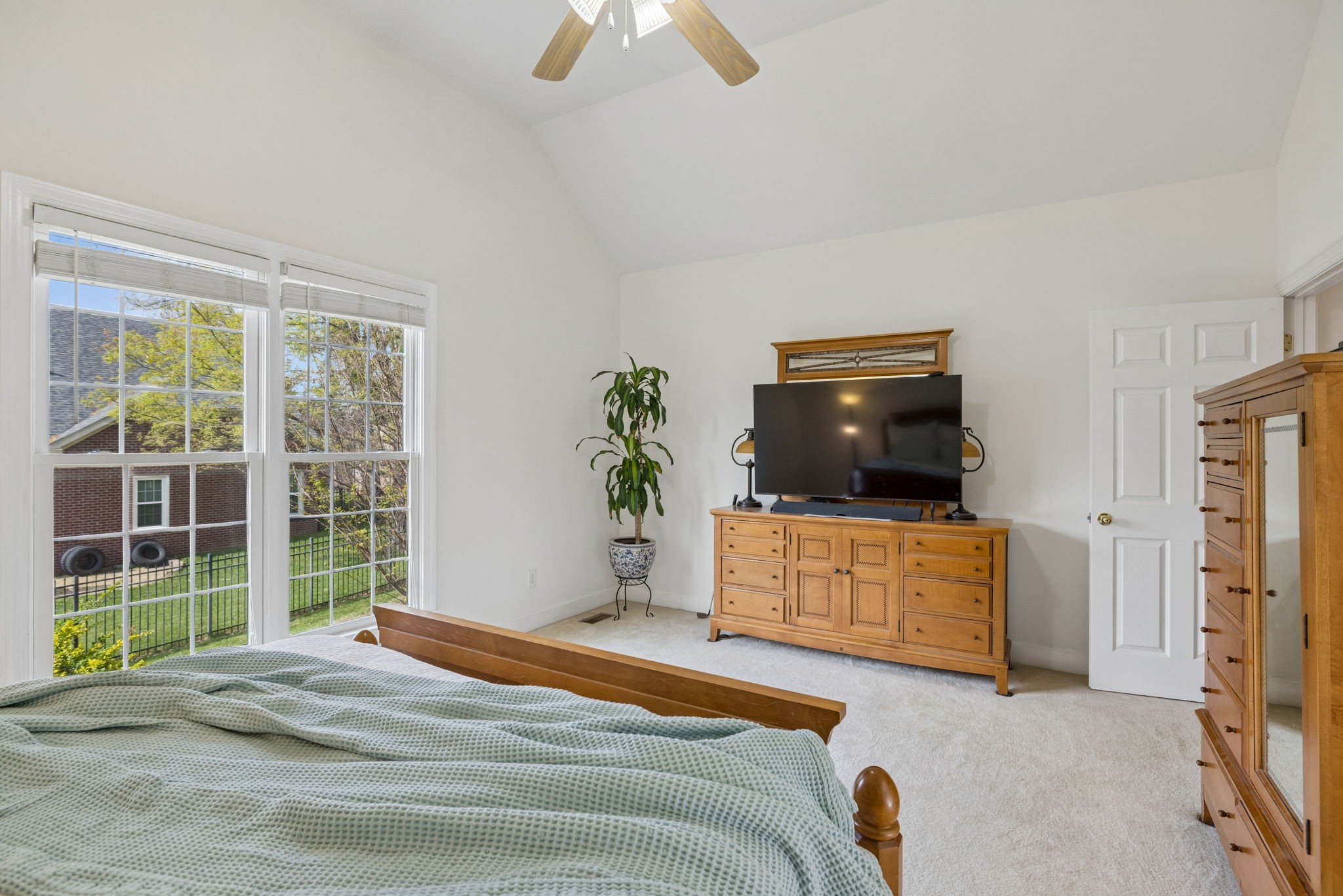 317 Dundee Dr