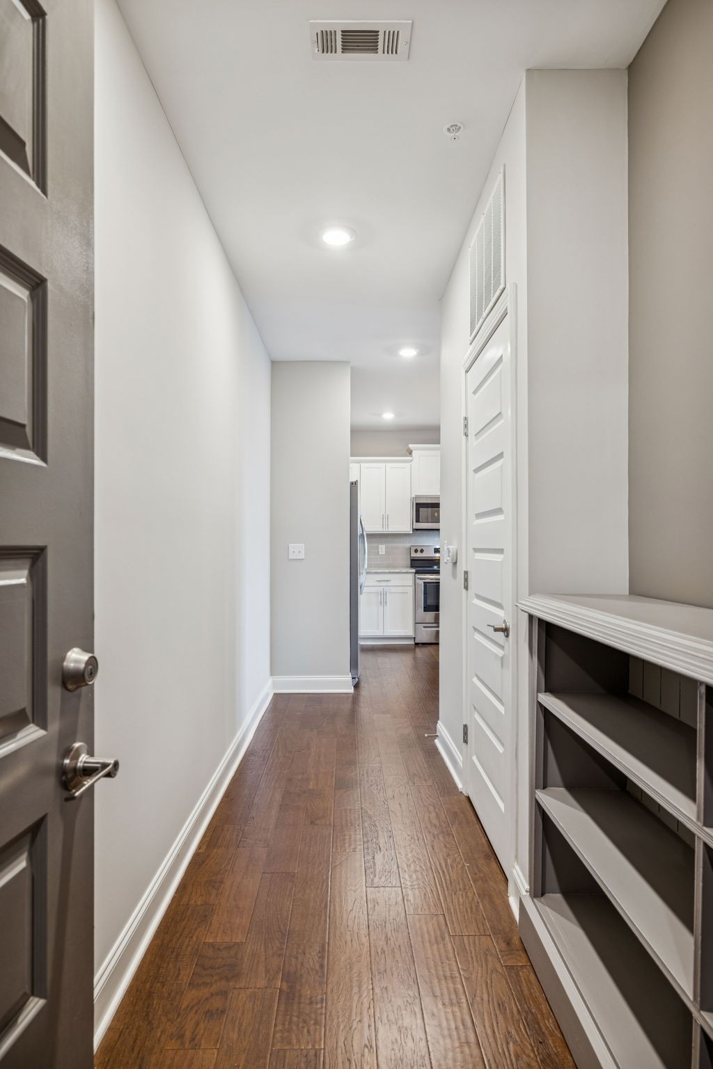 1000 Vintage Green Ln Unit: 1104