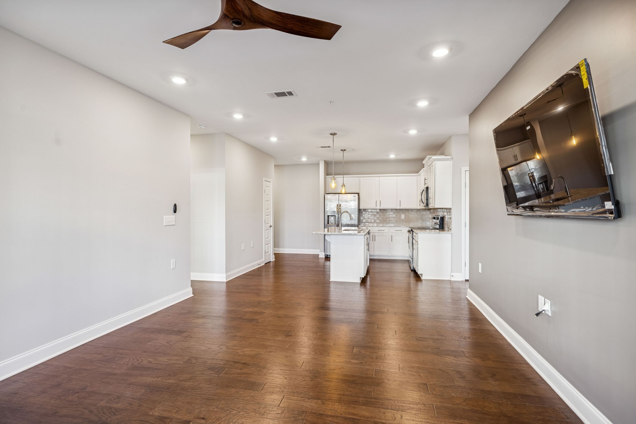 1000 Vintage Green Ln Unit: 1104