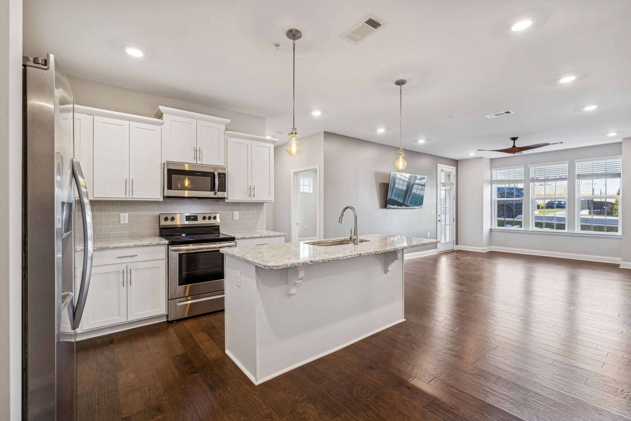 1000 Vintage Green Ln Unit: 1104