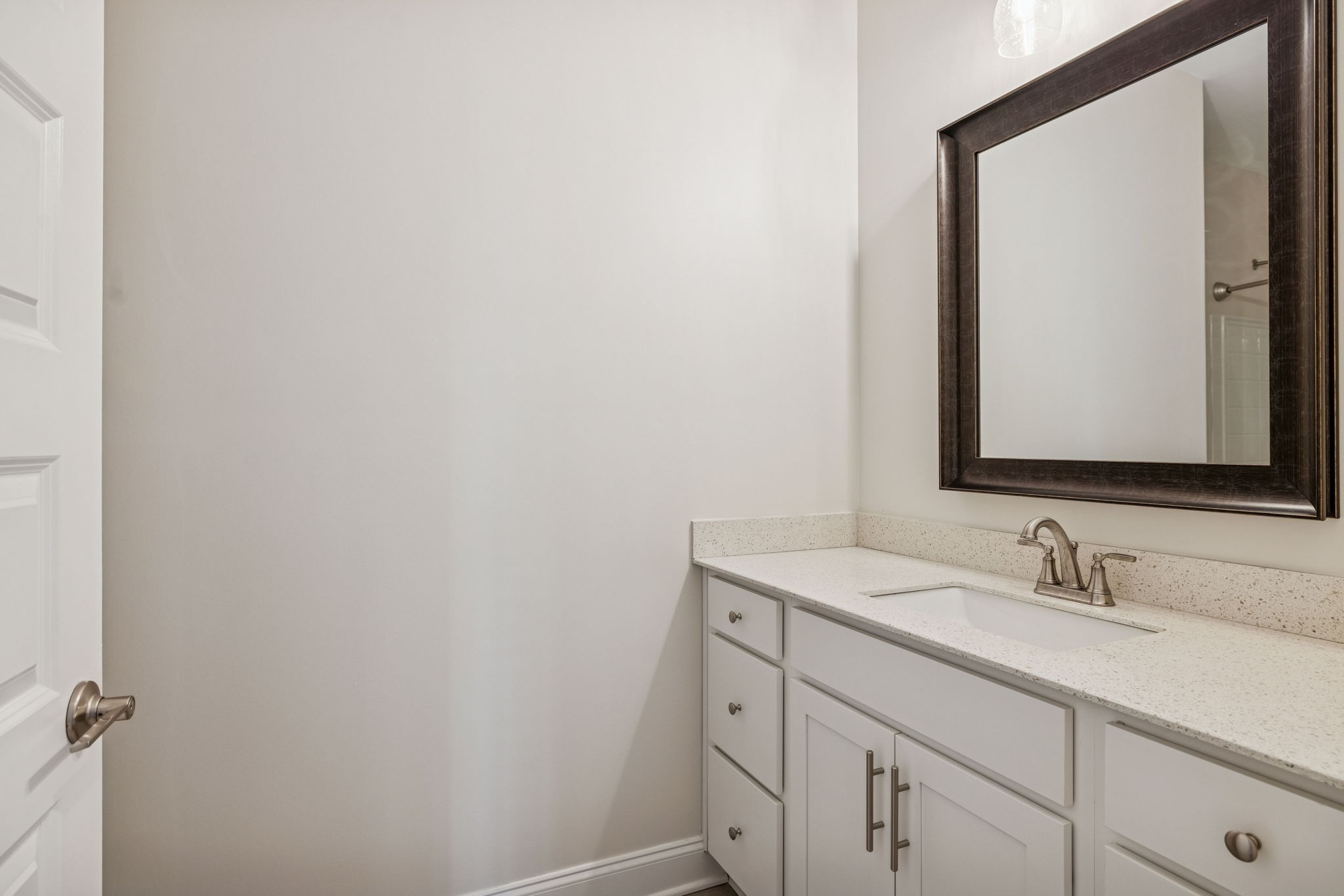 1000 Vintage Green Ln Unit: 1104
