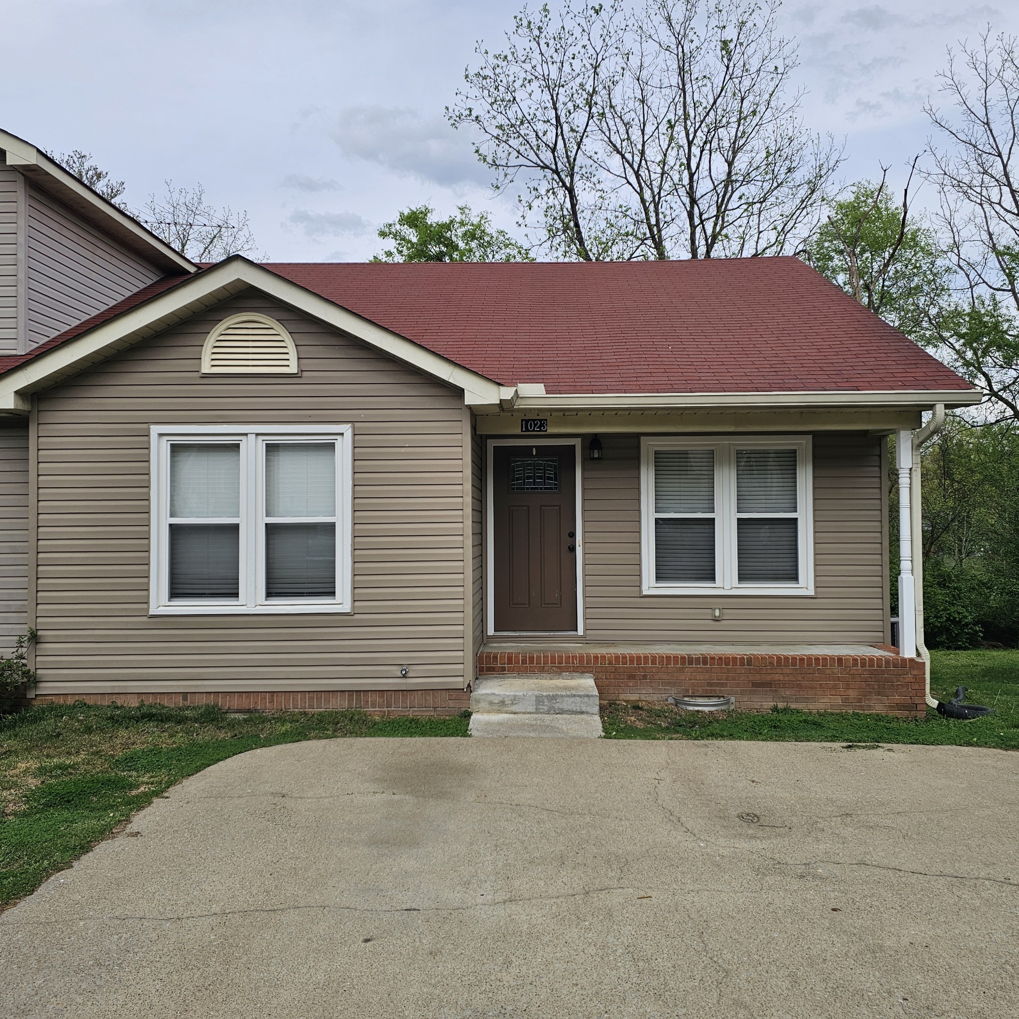 1023 Silver Point Dr