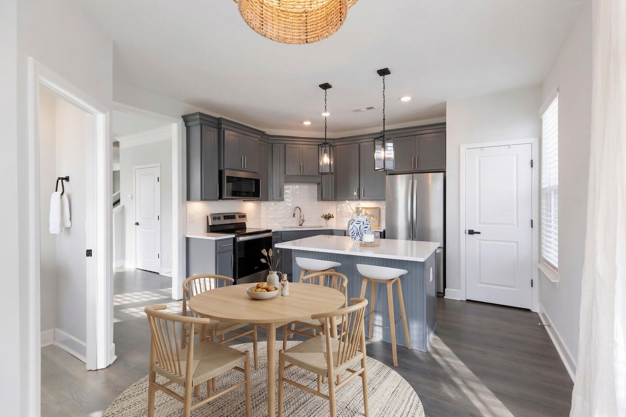 135 Burkitt Commons Ave