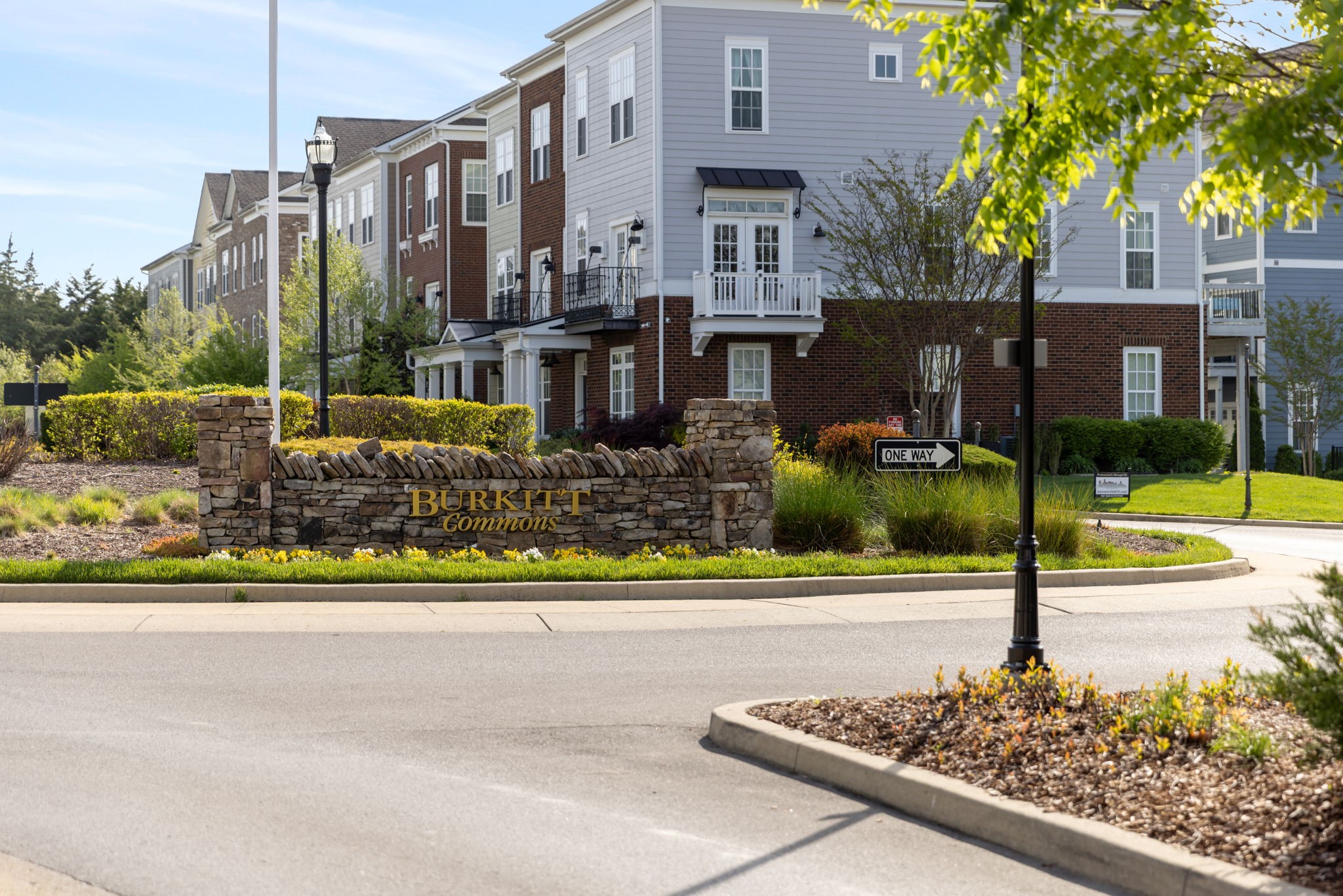 135 Burkitt Commons Ave