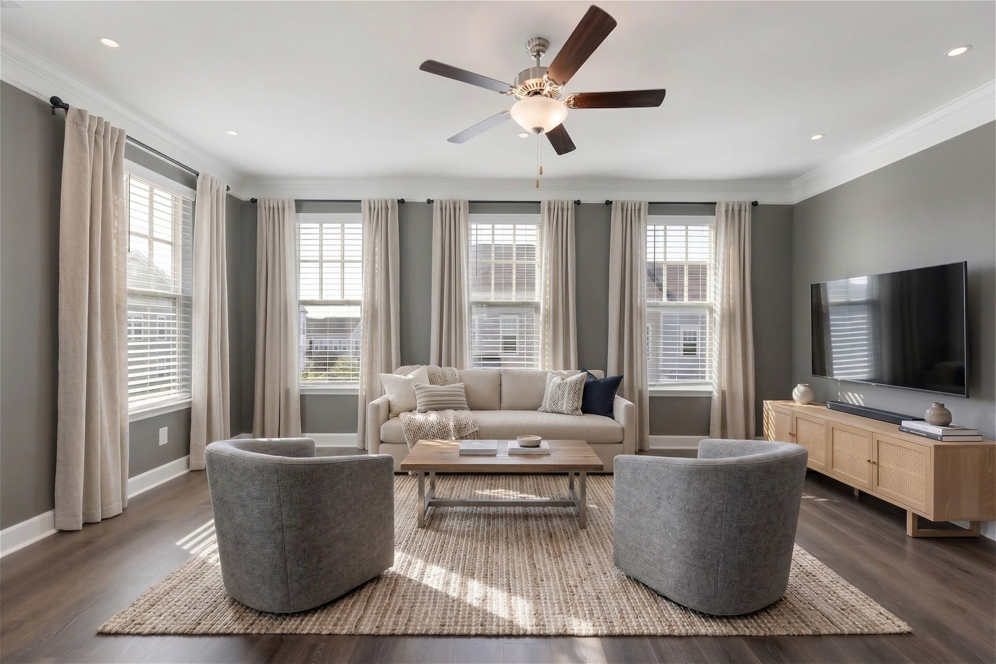 135 Burkitt Commons Ave