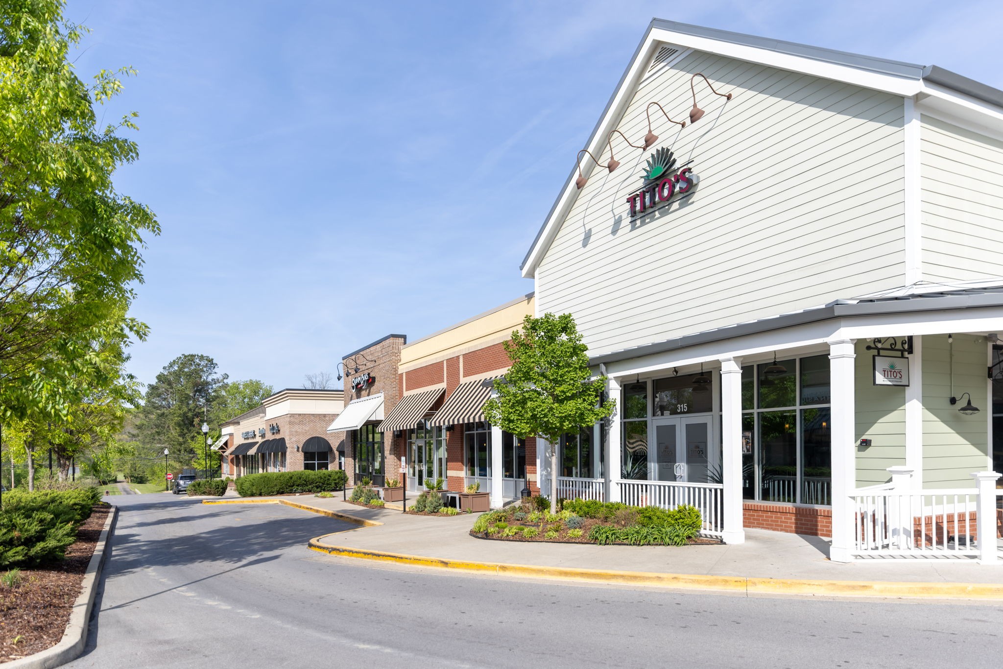 135 Burkitt Commons Ave