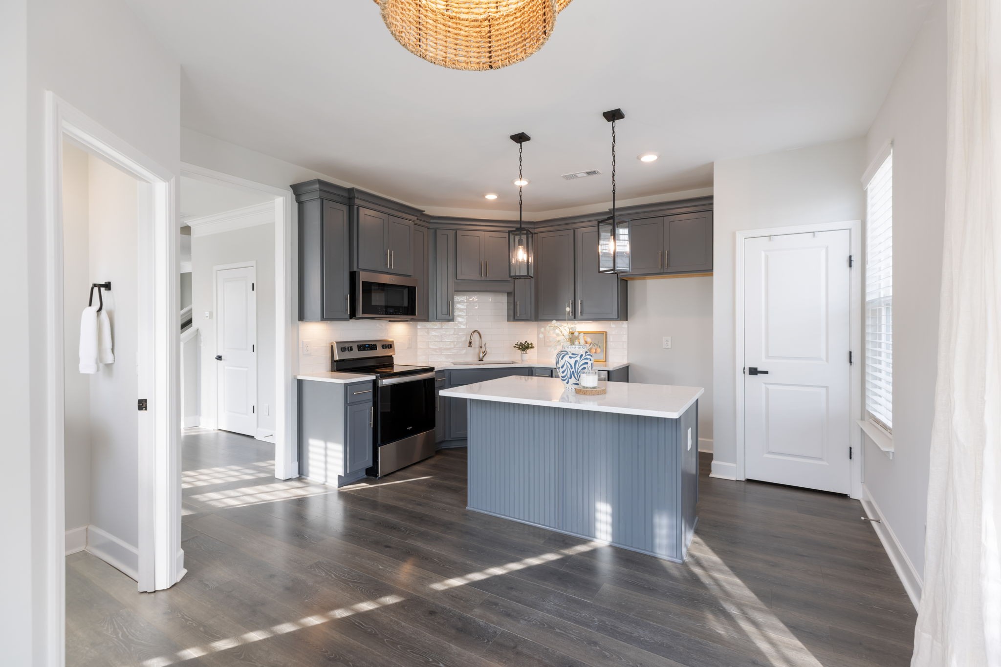 135 Burkitt Commons Ave