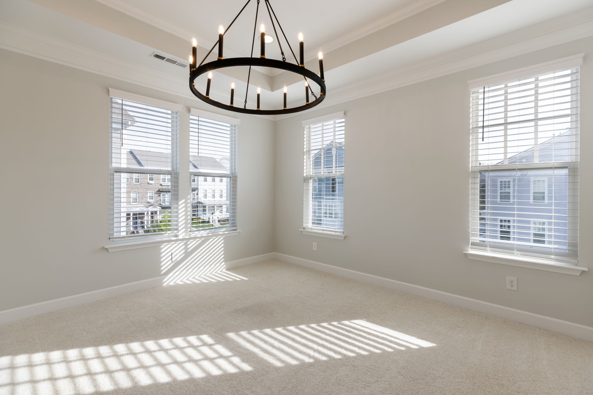 135 Burkitt Commons Ave