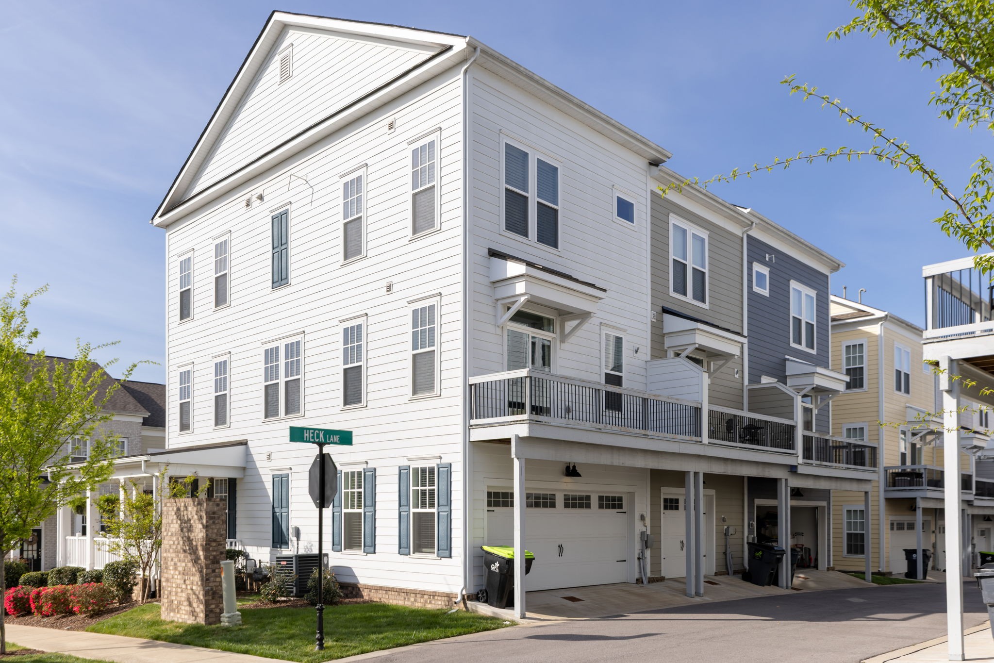 135 Burkitt Commons Ave