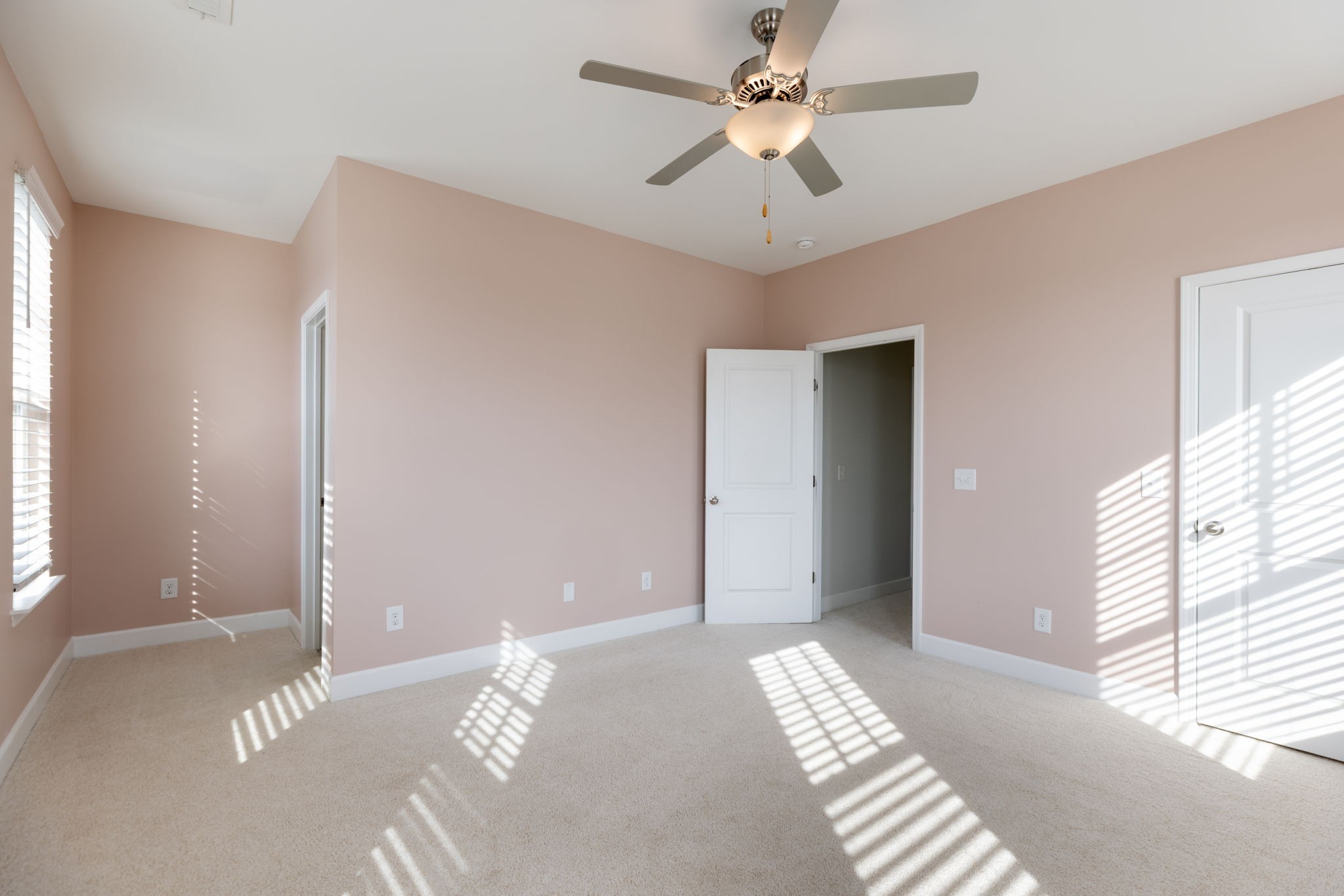 135 Burkitt Commons Ave