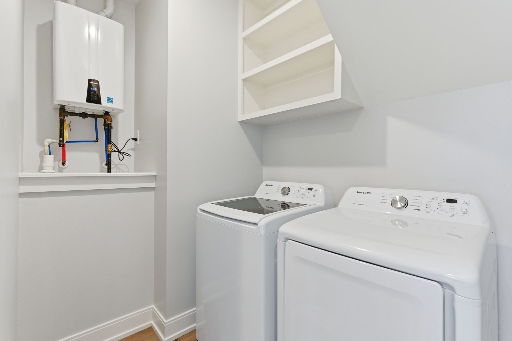 1207 Sweetbriar Avenue Unit: A & B