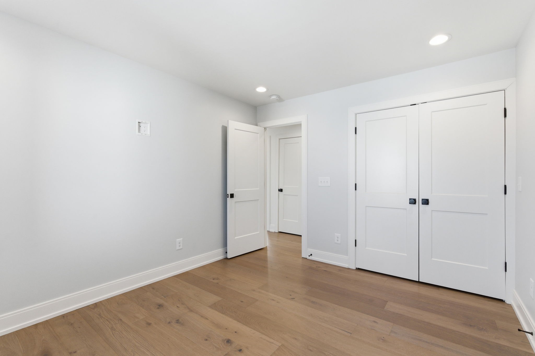 1207 Sweetbriar Avenue Unit: A & B