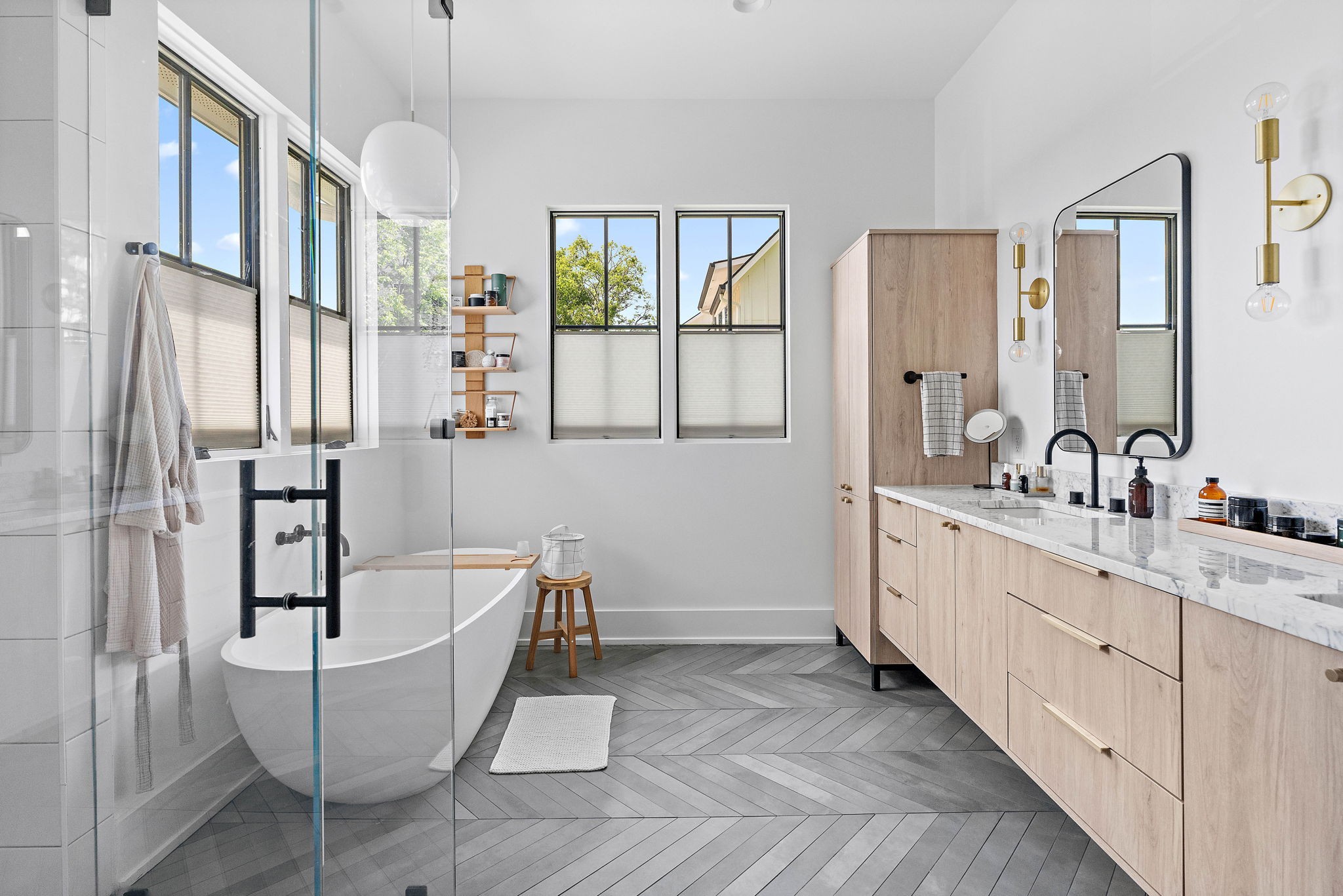 1207 Sweetbriar Avenue Unit: A & B