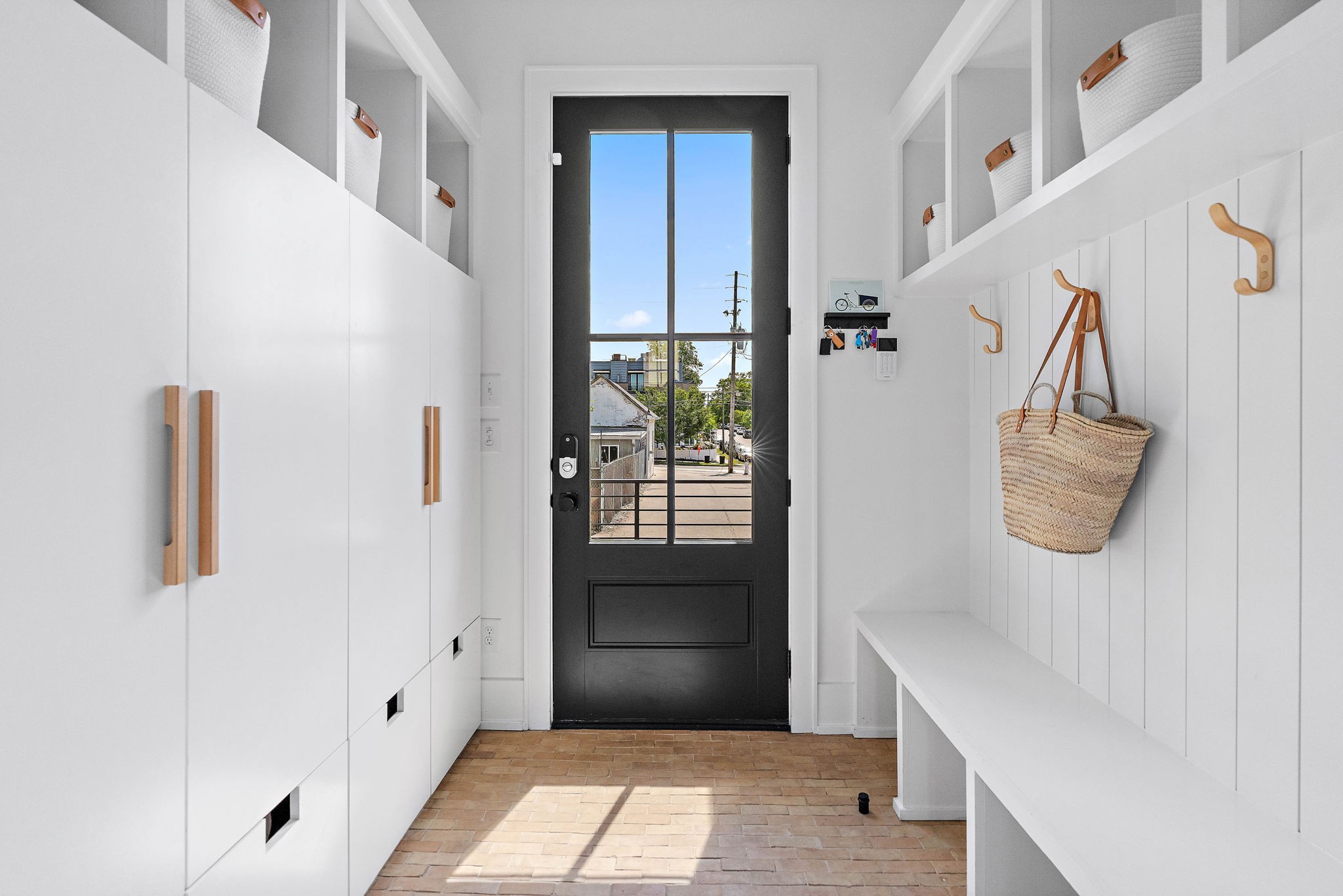 1207 Sweetbriar Avenue Unit: A & B