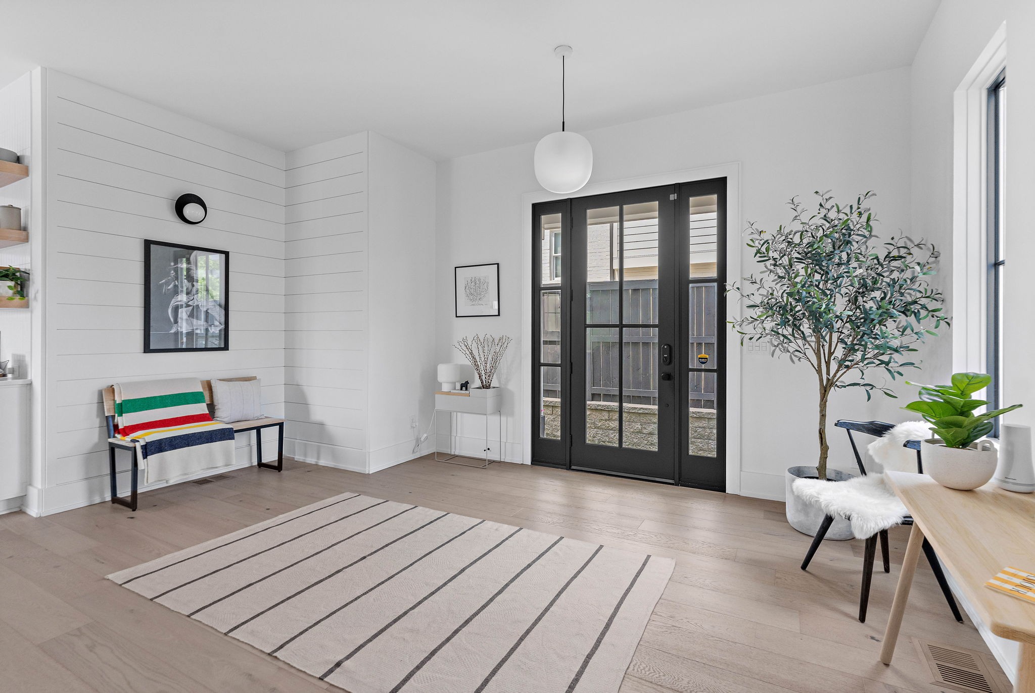 1207 Sweetbriar Avenue Unit: A & B