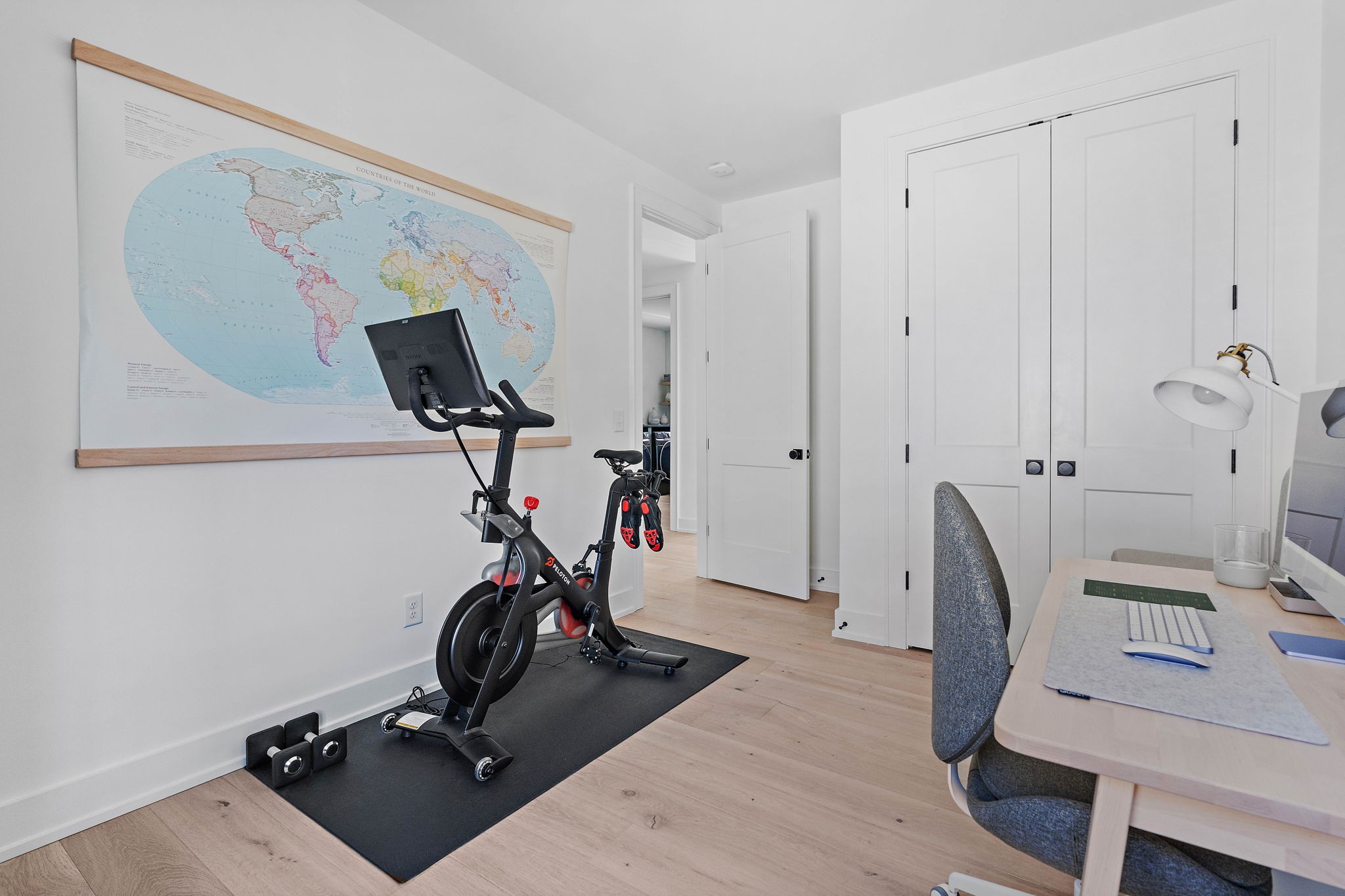 1207 Sweetbriar Avenue Unit: A & B