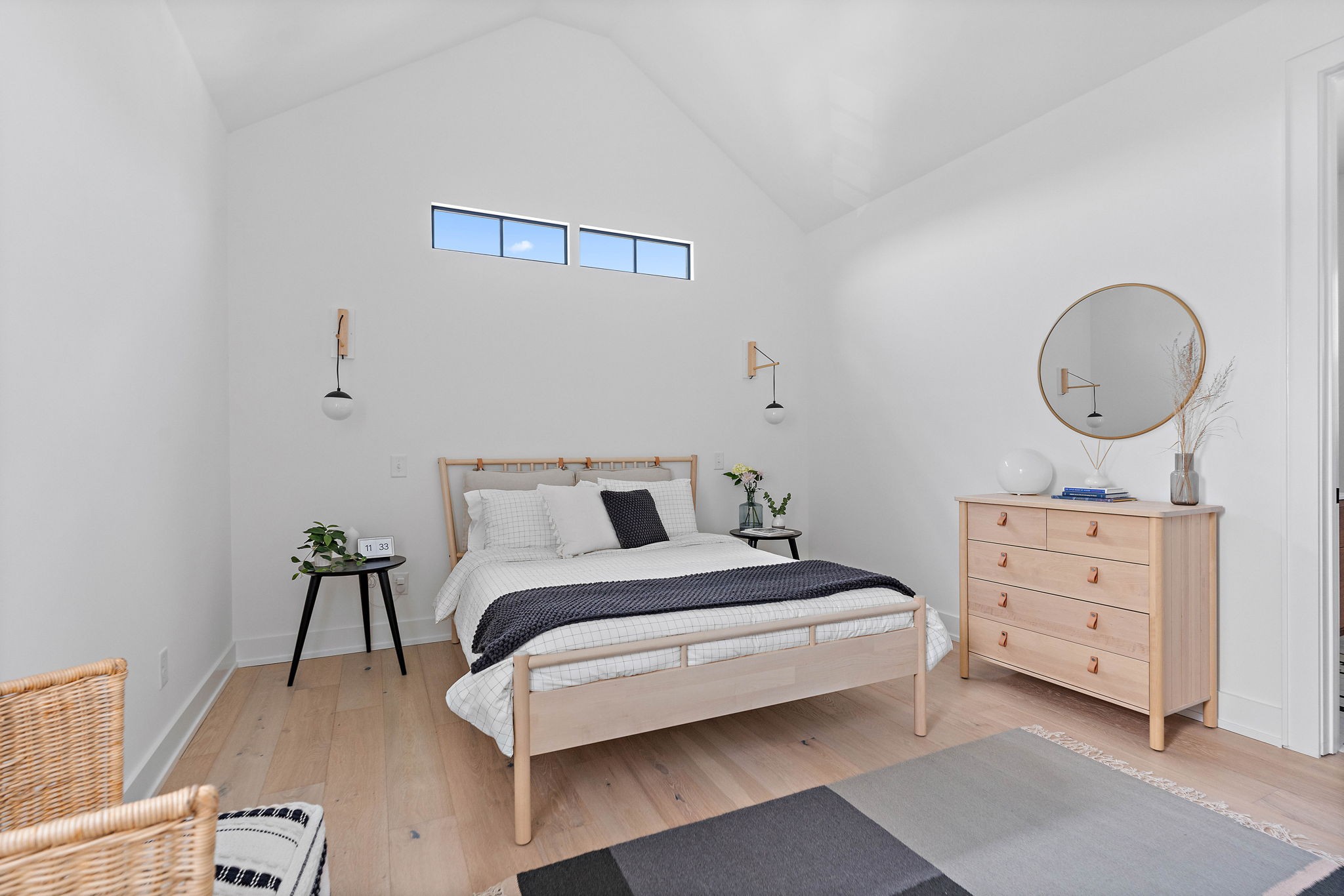 1207 Sweetbriar Avenue Unit: A & B