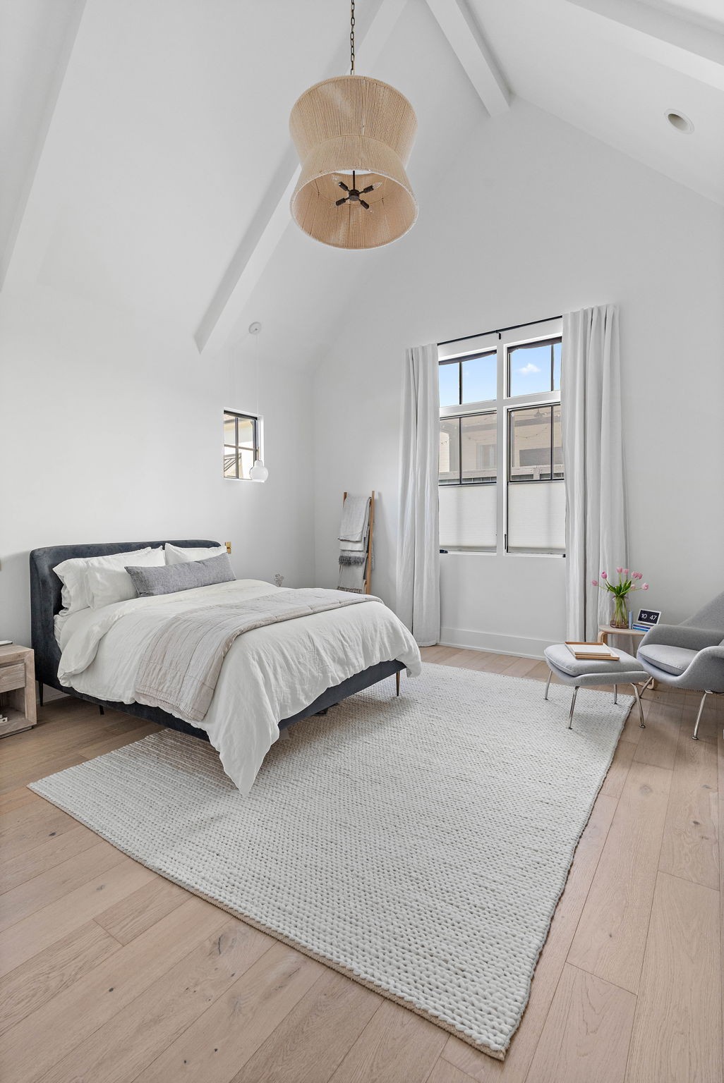 1207 Sweetbriar Avenue Unit: A & B