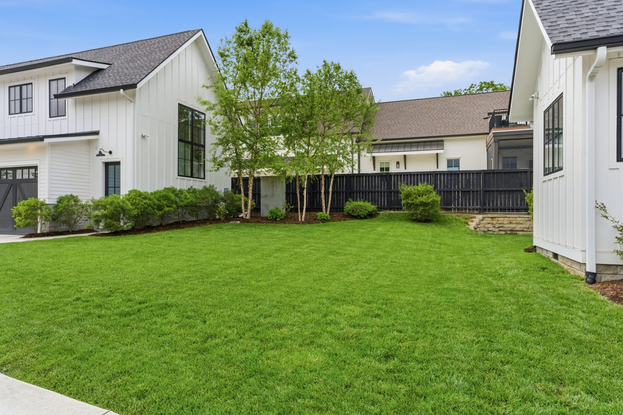 1207 Sweetbriar Avenue Unit: A & B