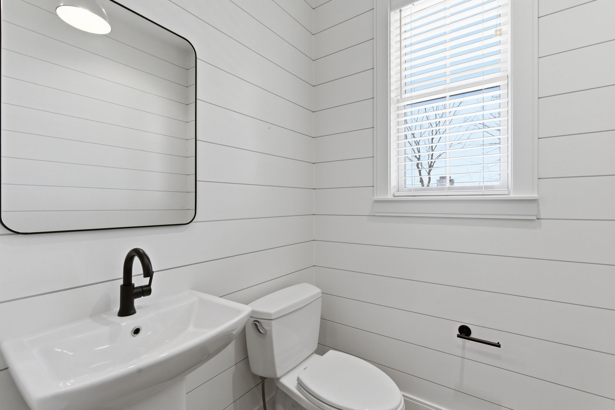 1207 Sweetbriar Avenue Unit: A & B