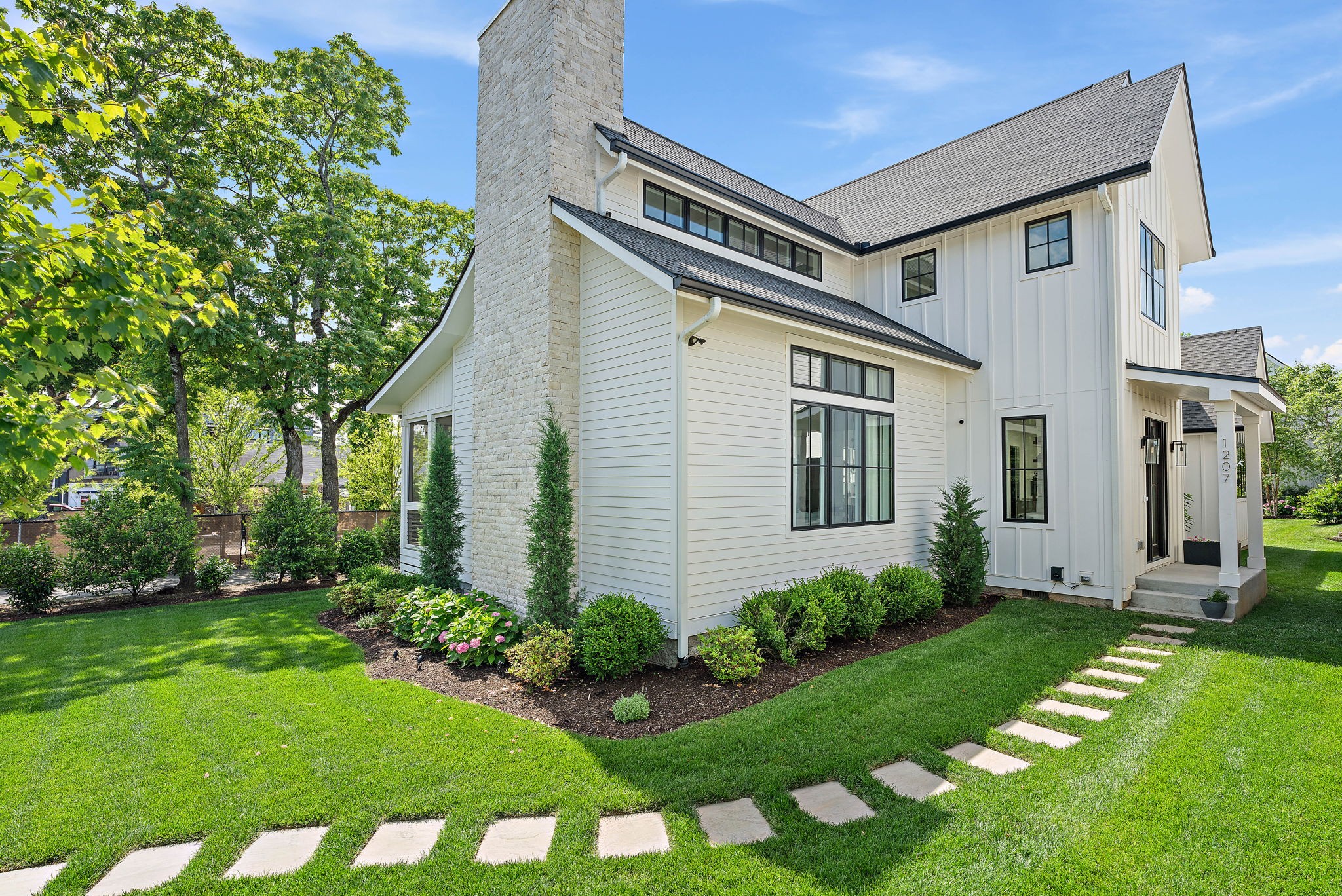 1207 Sweetbriar Avenue Unit: A & B