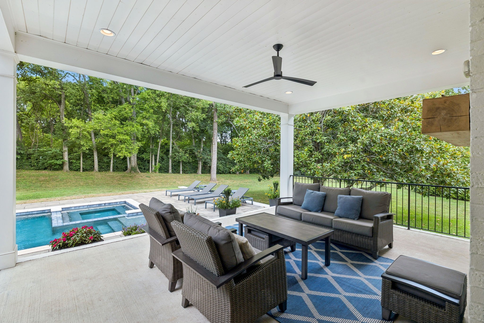 5116 Williamsburg Rd