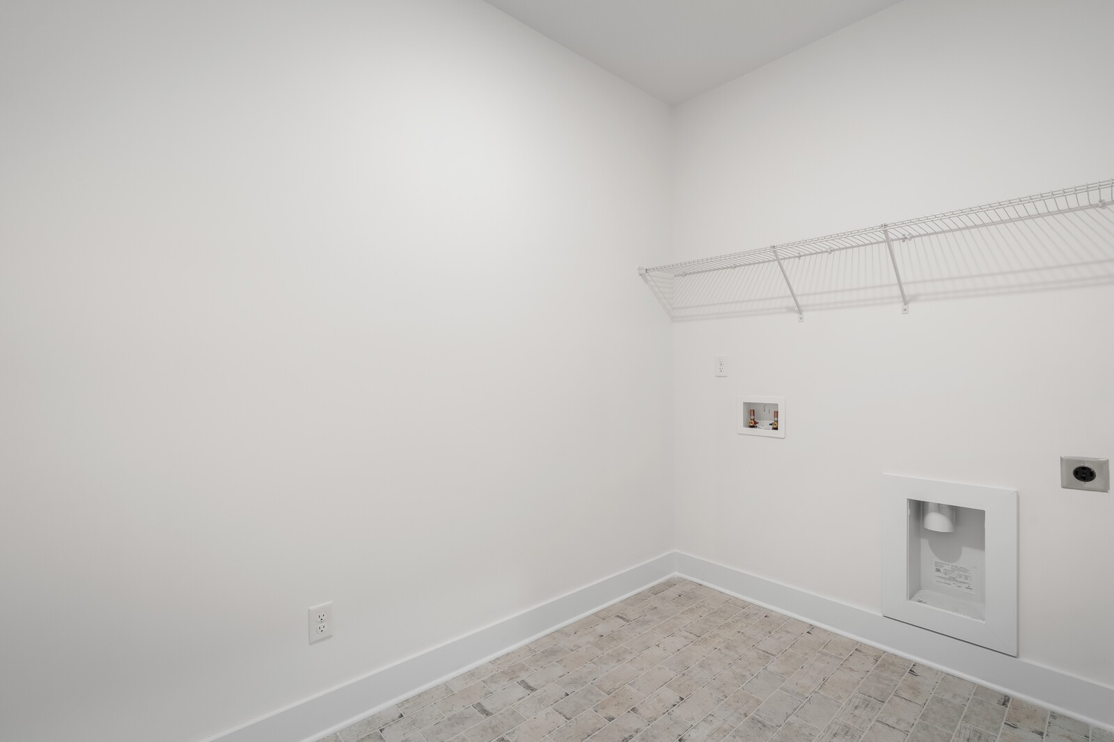 287 Johnnys Place