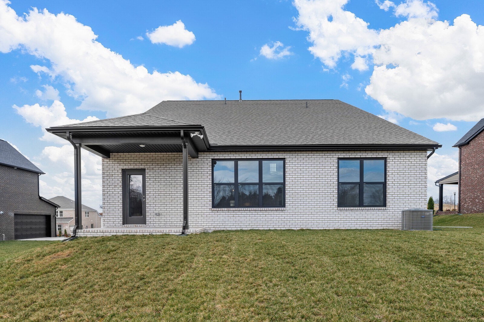 287 Johnnys Place