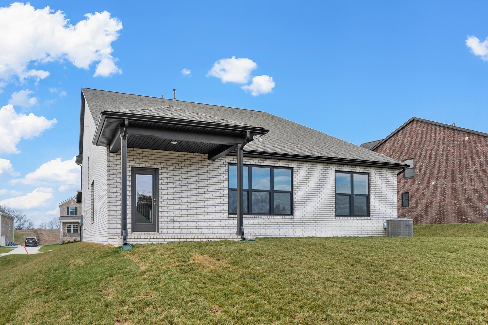 287 Johnnys Place