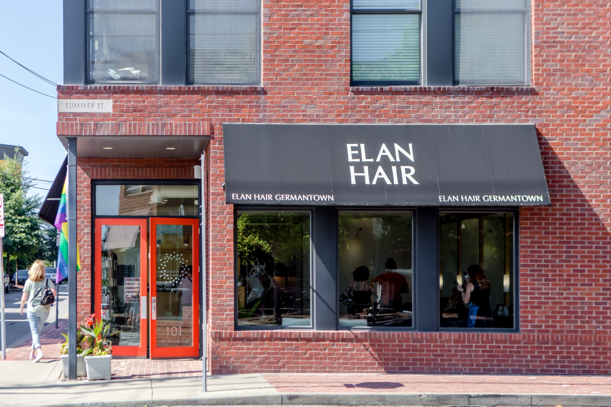 413 Van Buren St Unit: 101