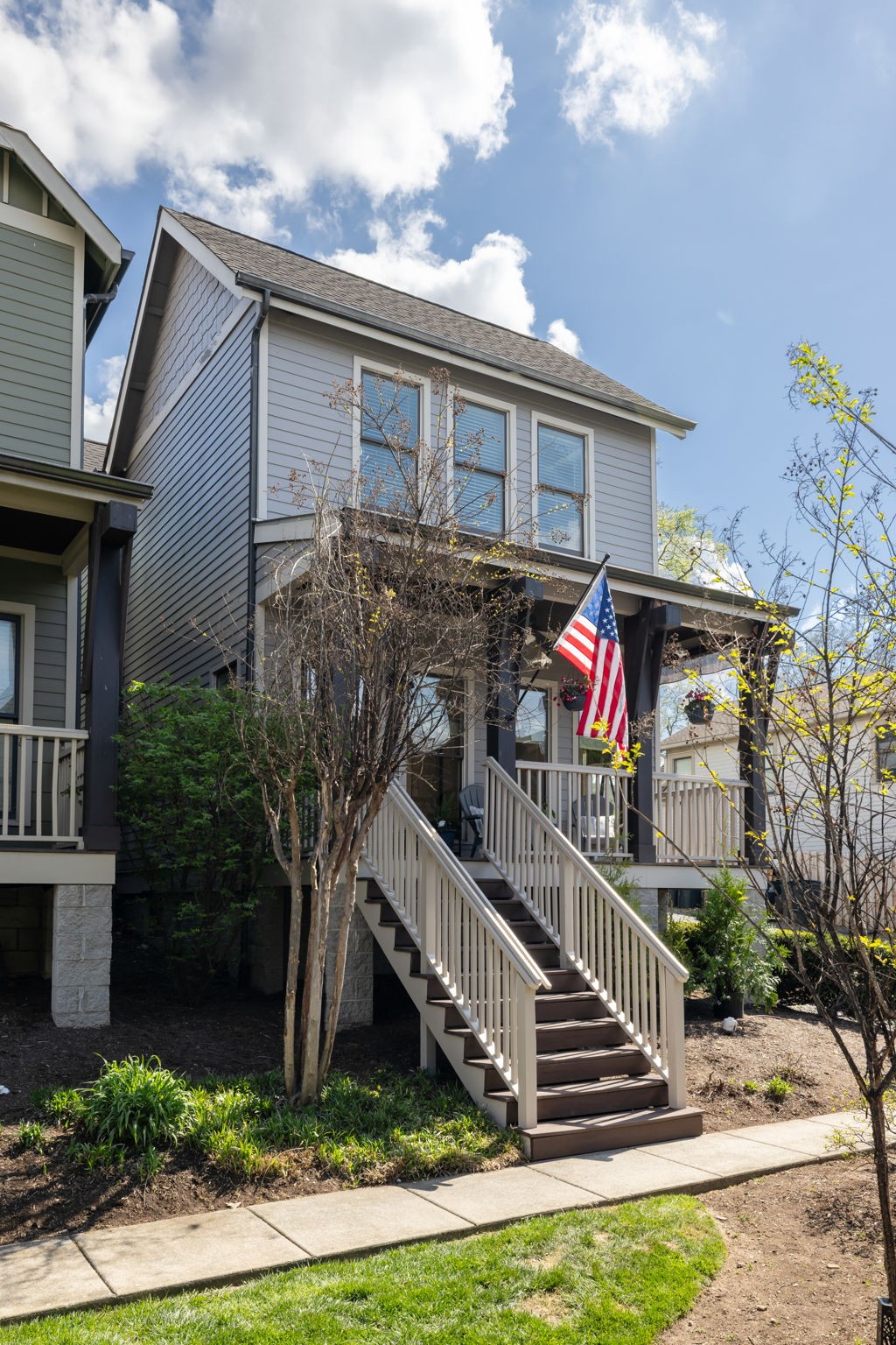 413 Van Buren St Unit: 101