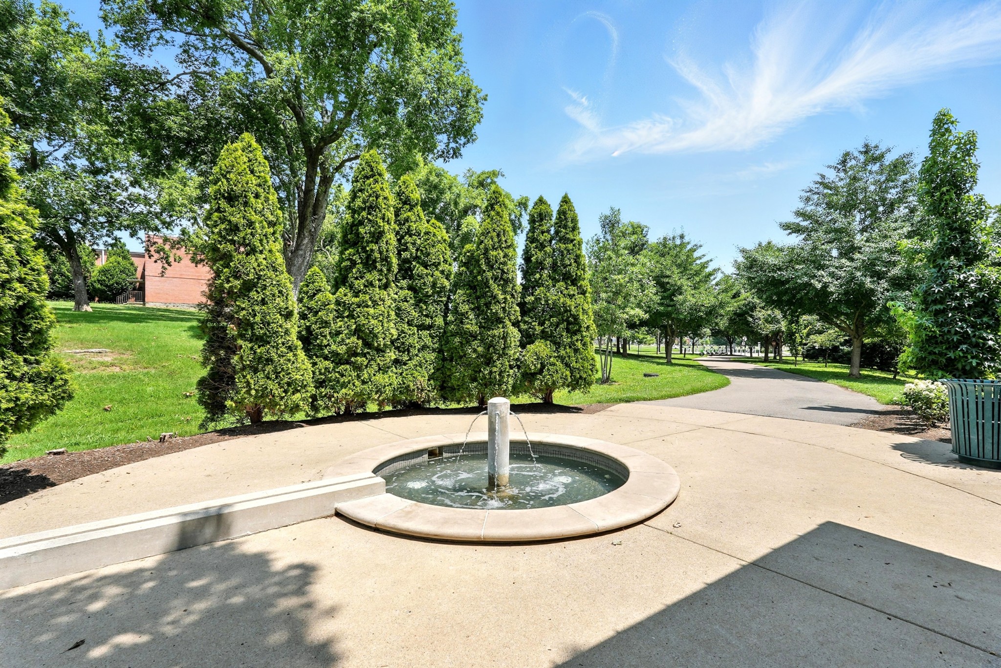 413 Van Buren St Unit: 101