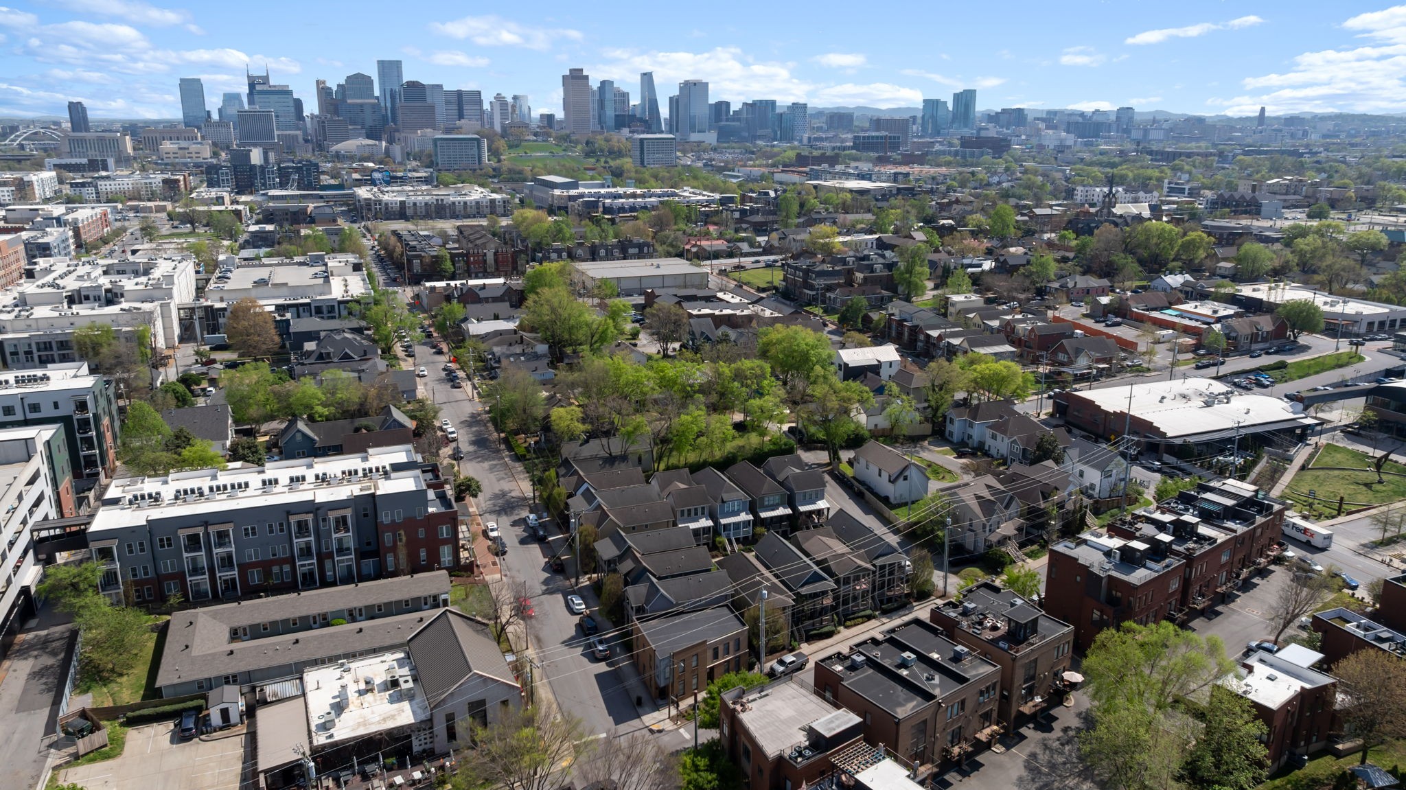 413 Van Buren St Unit: 101