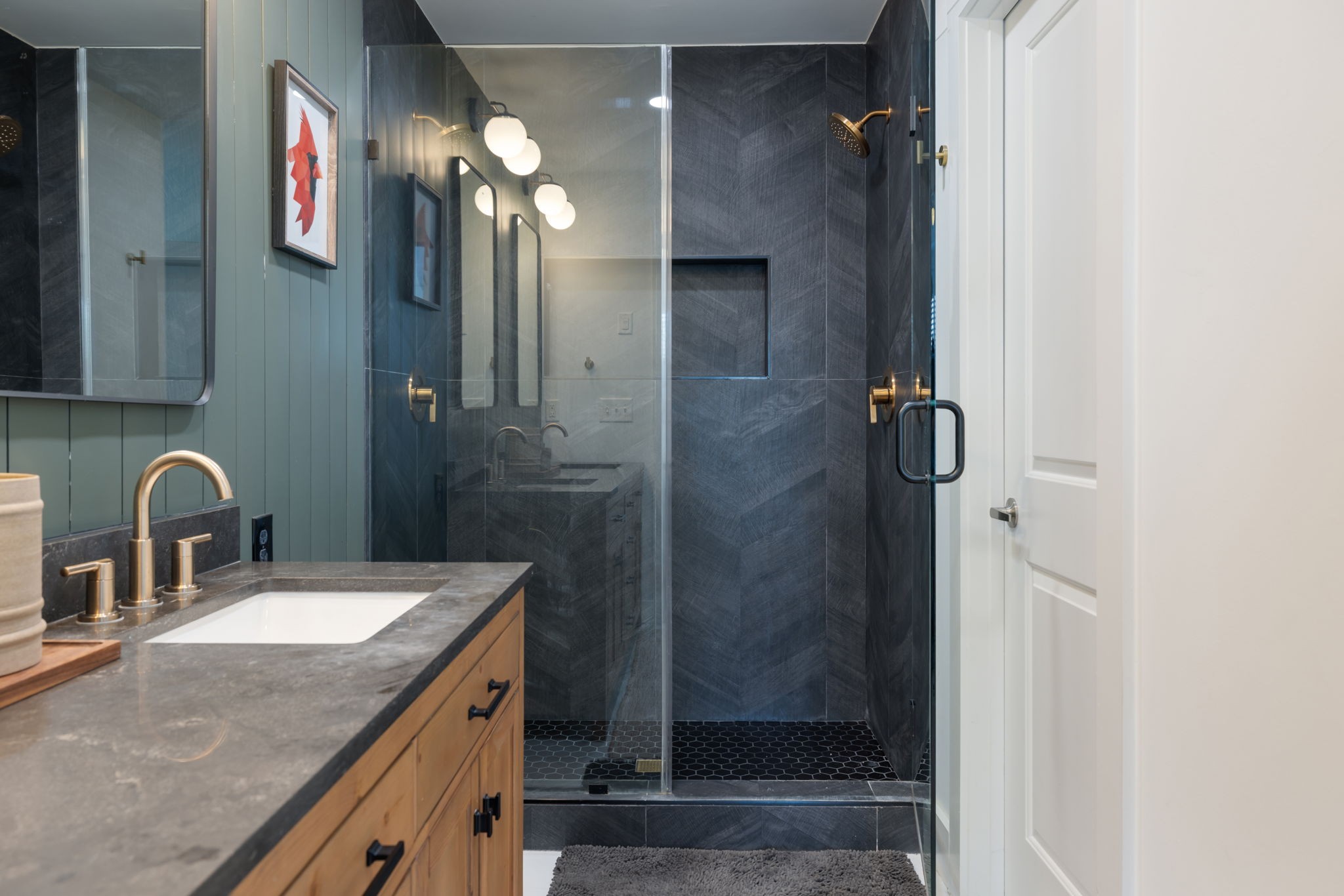 413 Van Buren St Unit: 101