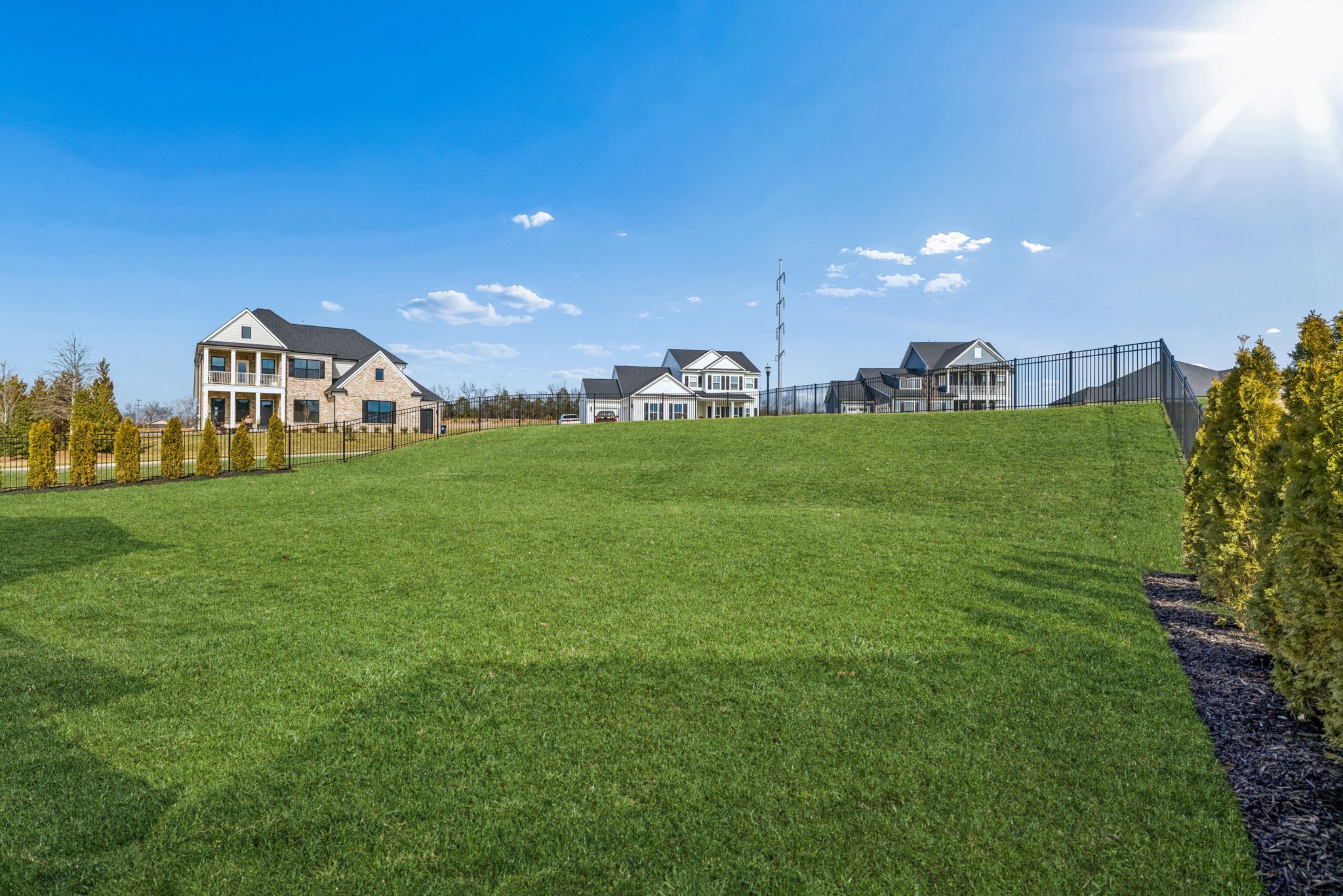 7283 Fiddlers Glen Dr