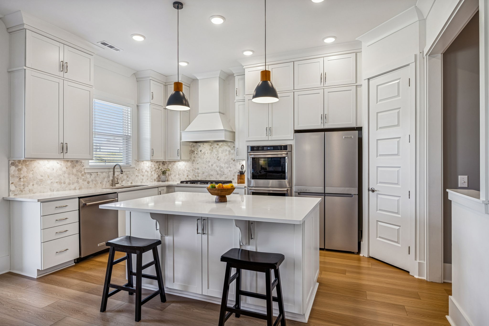 7283 Fiddlers Glen Dr