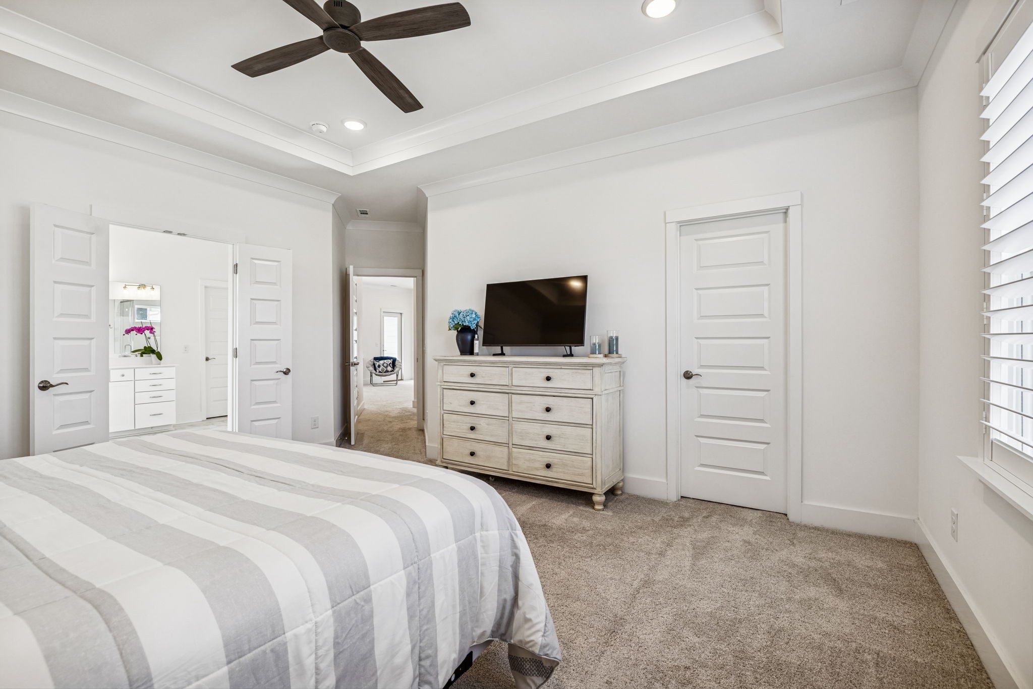 7283 Fiddlers Glen Dr