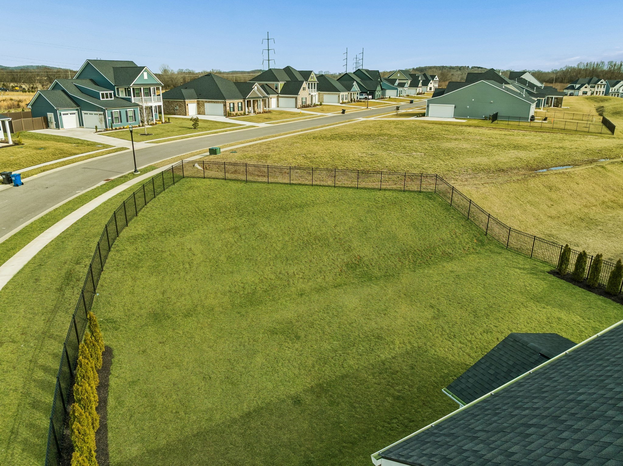 7283 Fiddlers Glen Dr