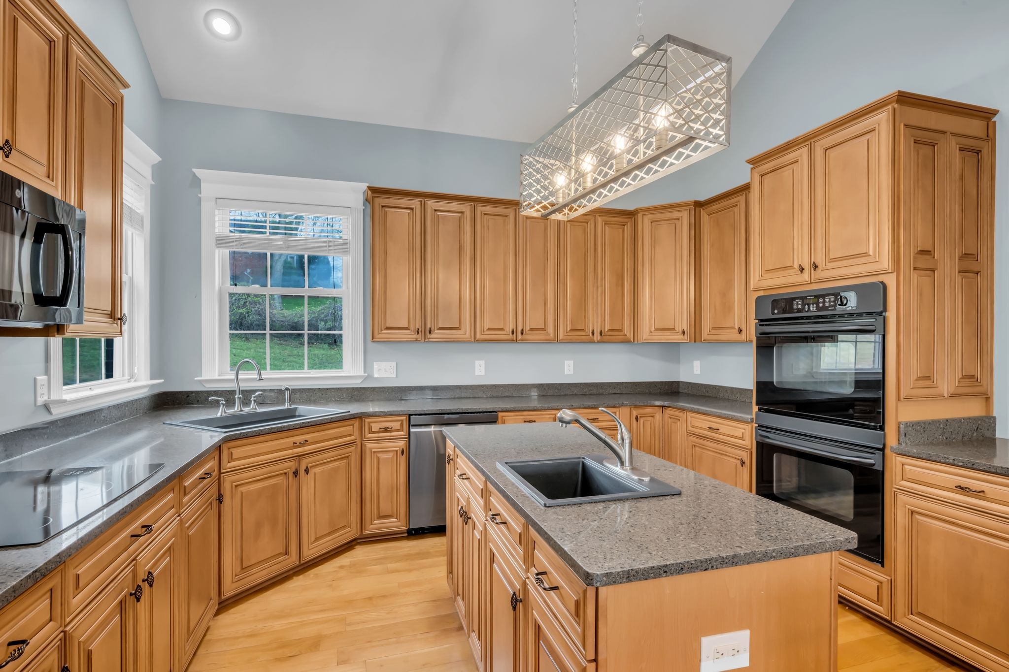1826 Lake Meadow Trl