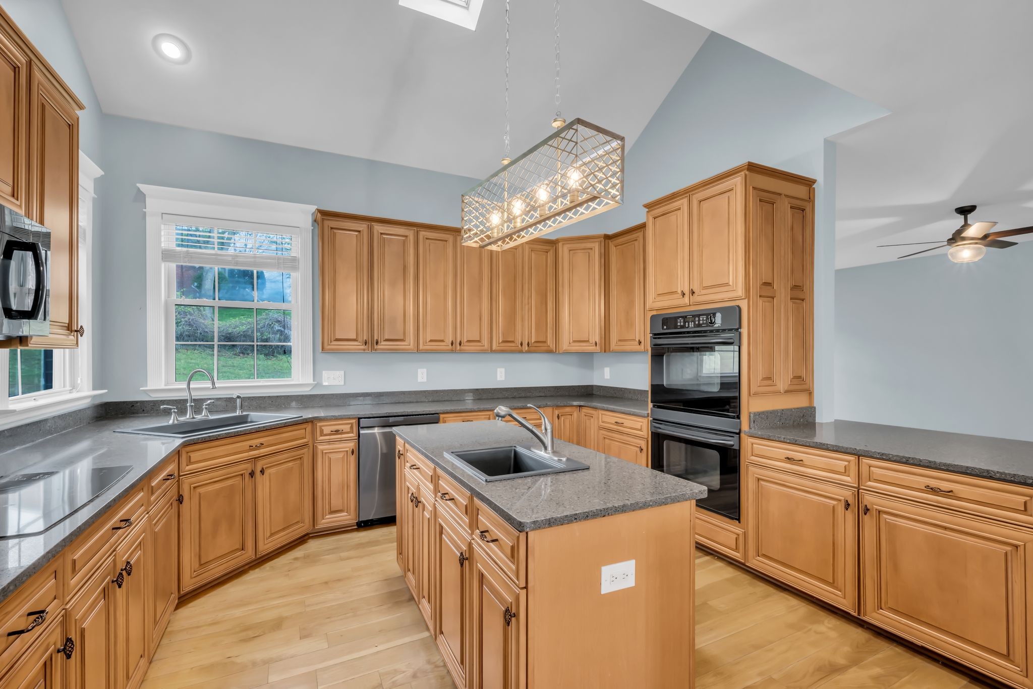 1826 Lake Meadow Trl