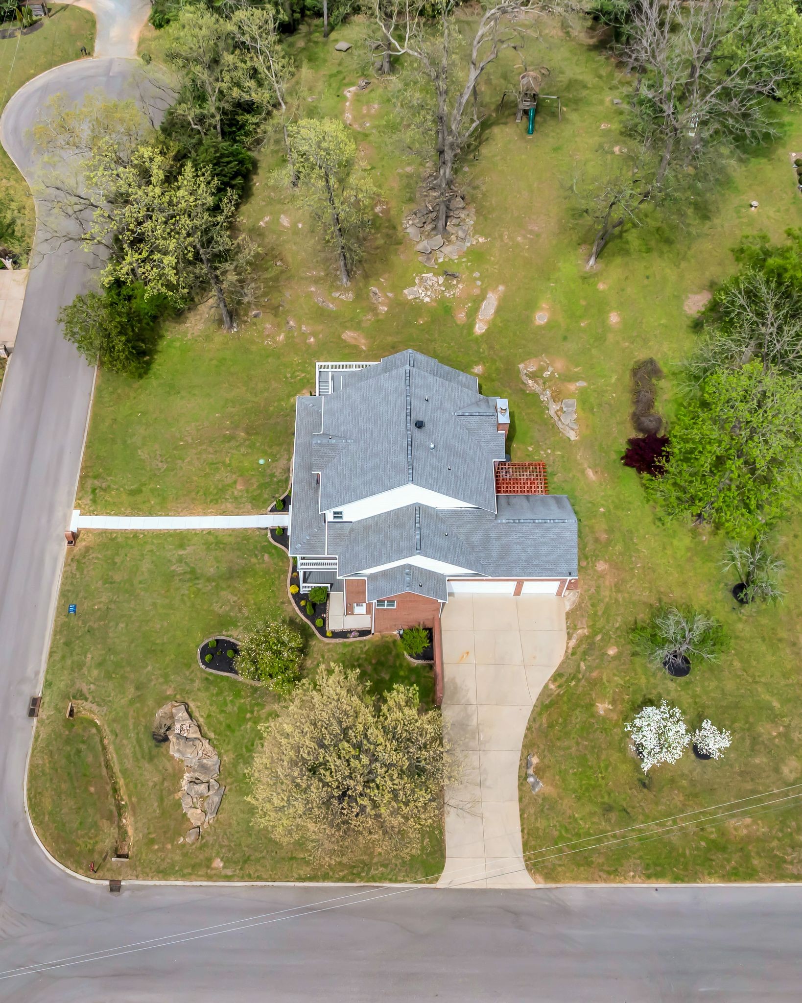 1826 Lake Meadow Trl