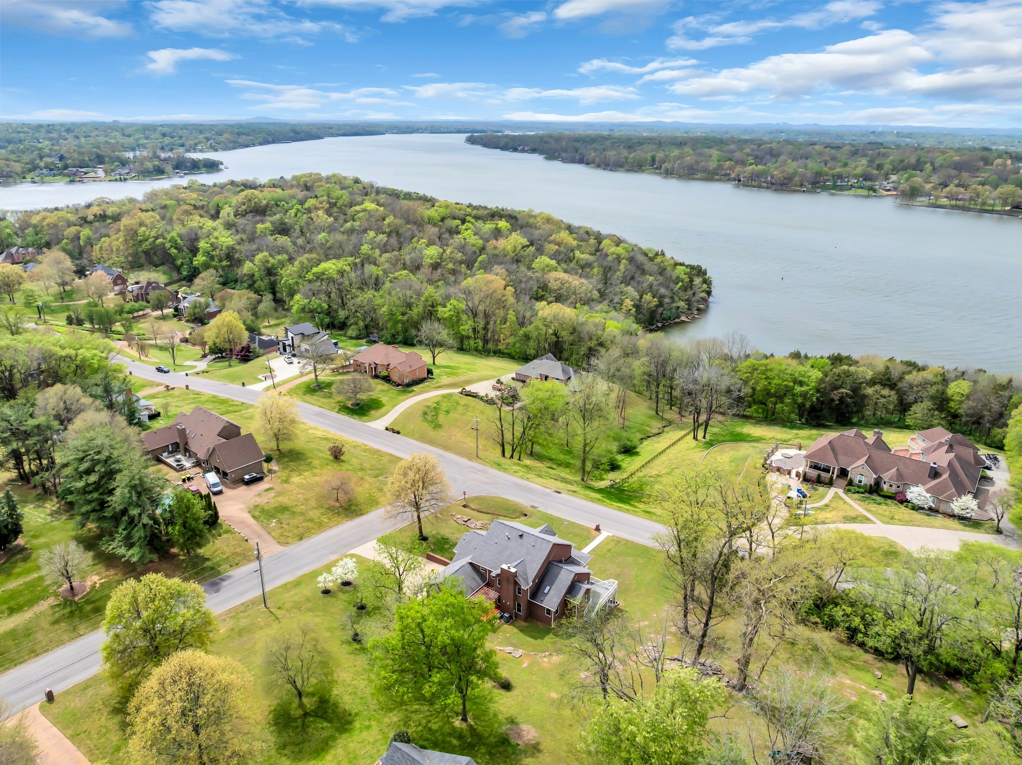 1826 Lake Meadow Trl
