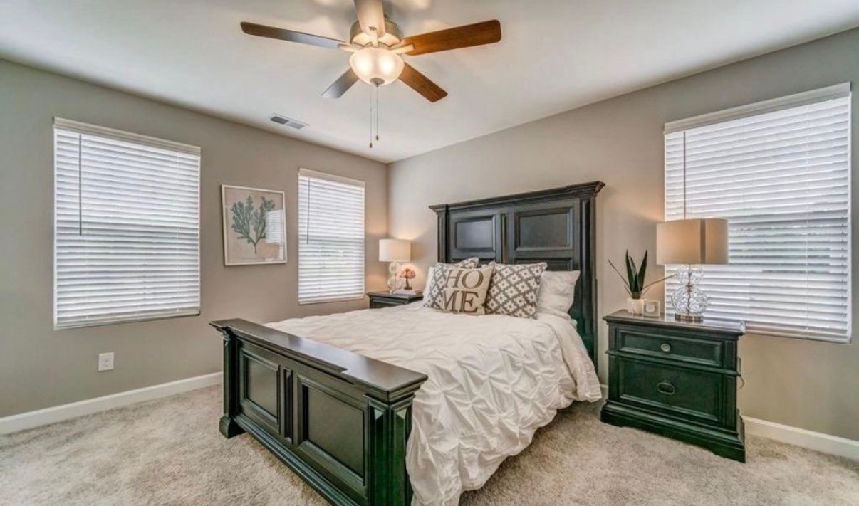 252 Mansfield Dr